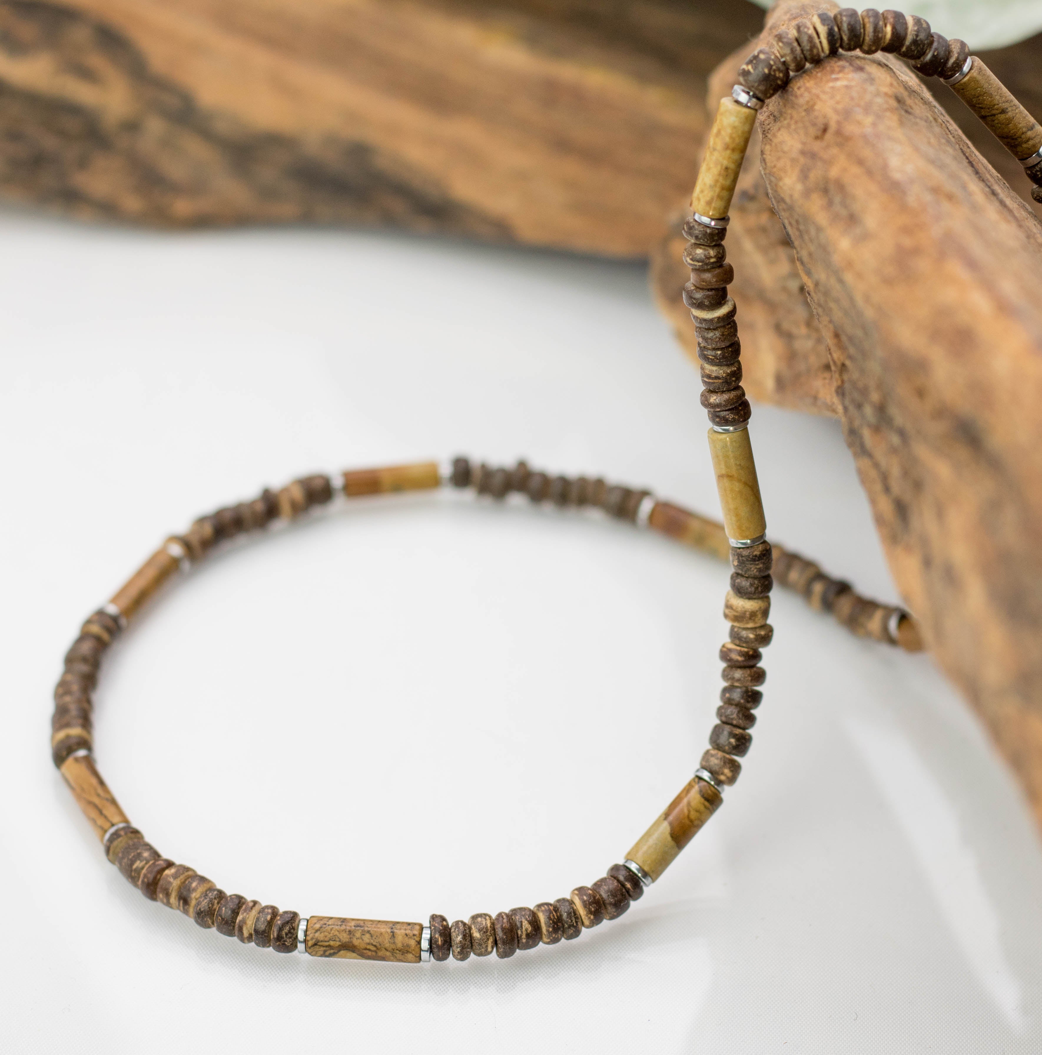 Holzschmuck