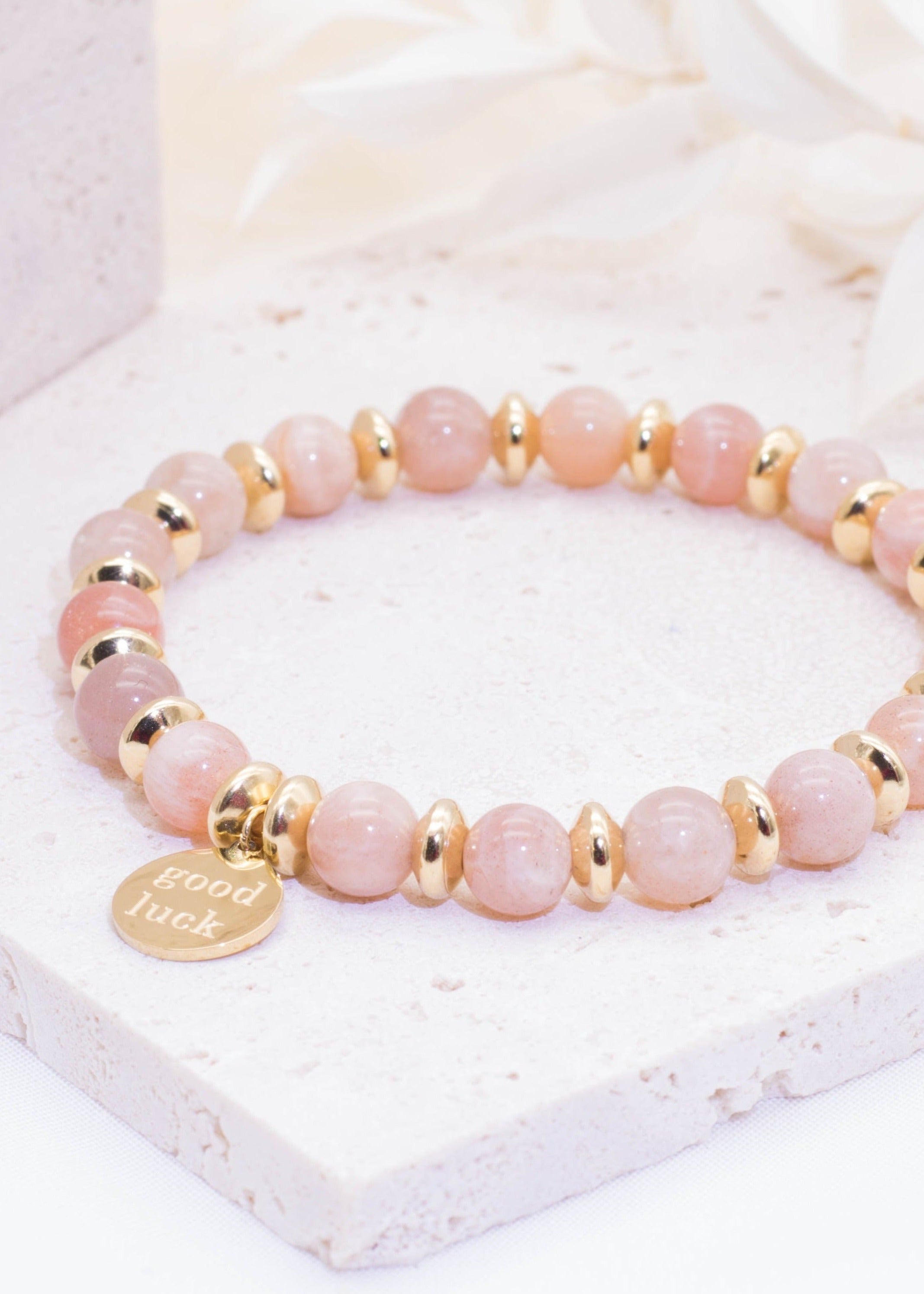Mondstein Armband