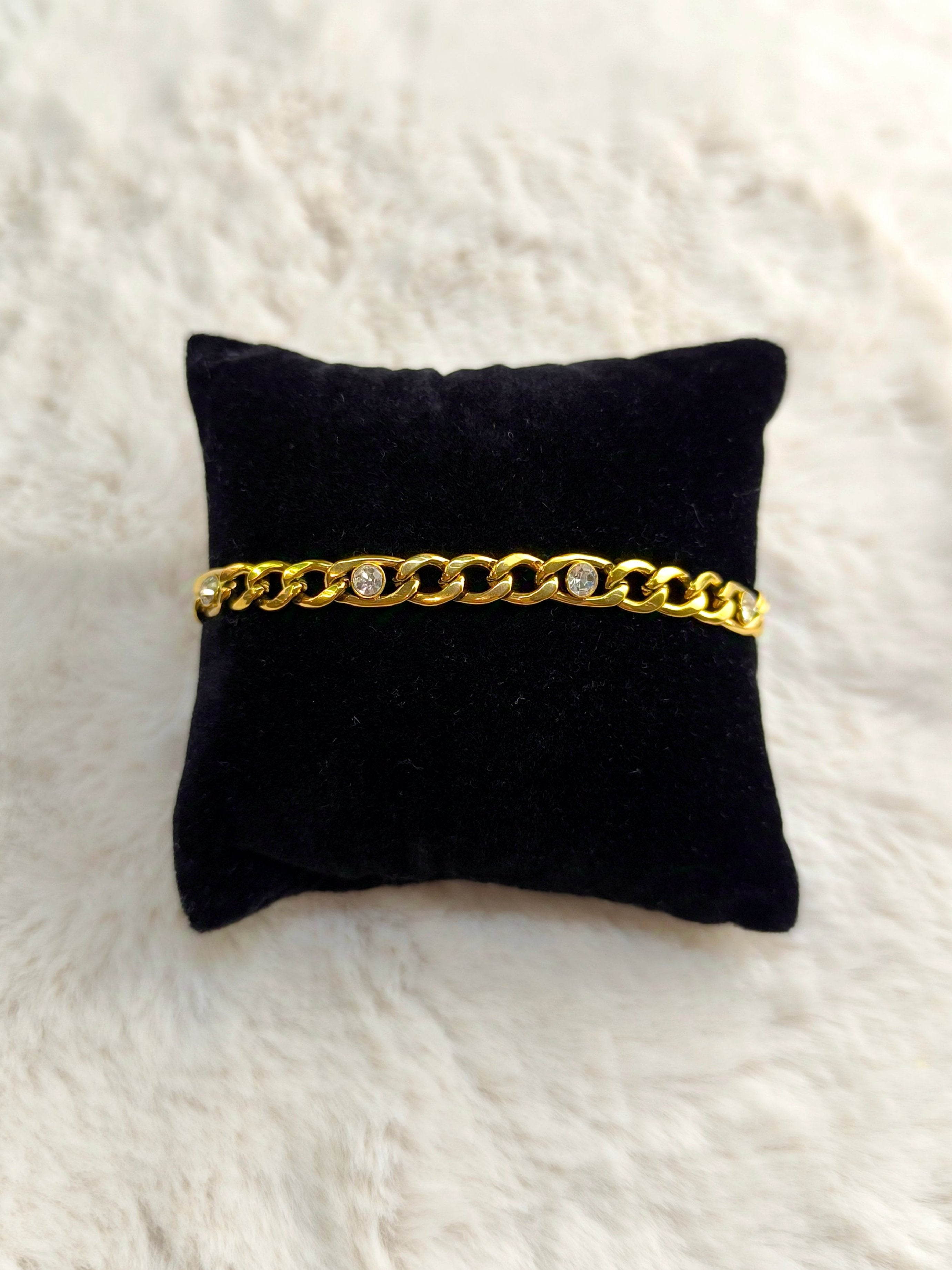 Gliederarmband mit kleinen Zirkonias