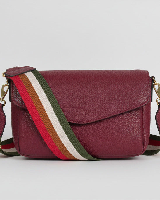 Kleine Handtasche aus Leder in rot