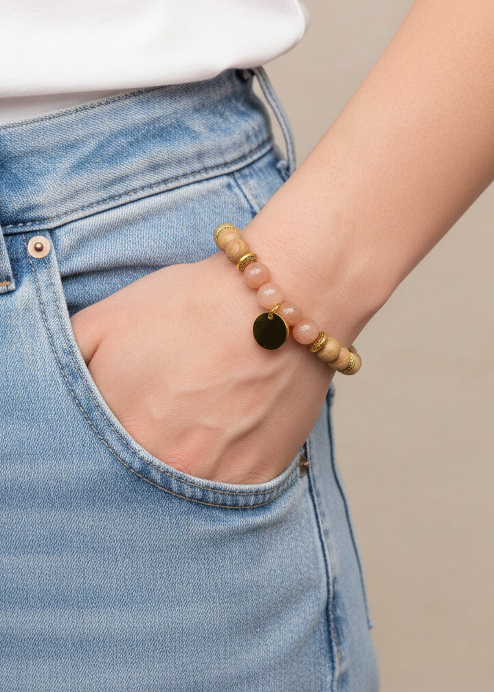 Armbänder aus Edelsteinen und Holz in 2 Varianten