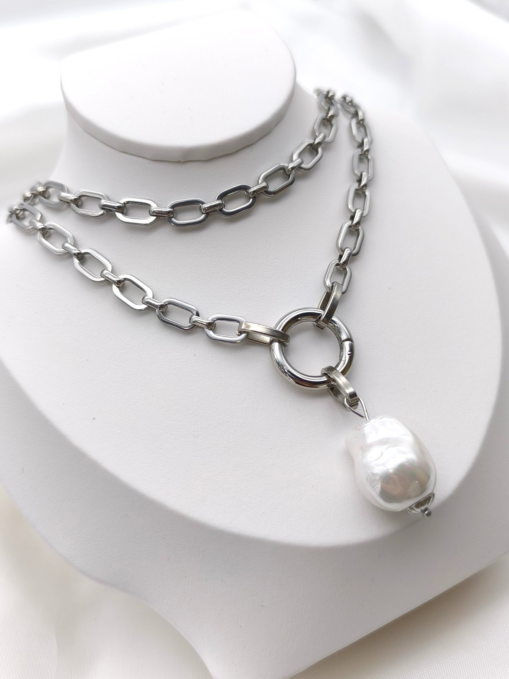 Lange Statement - Kette mit Barockperle