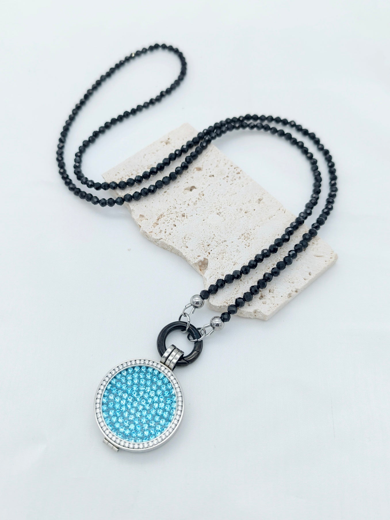 Lange Vario Perlenkette schwarz