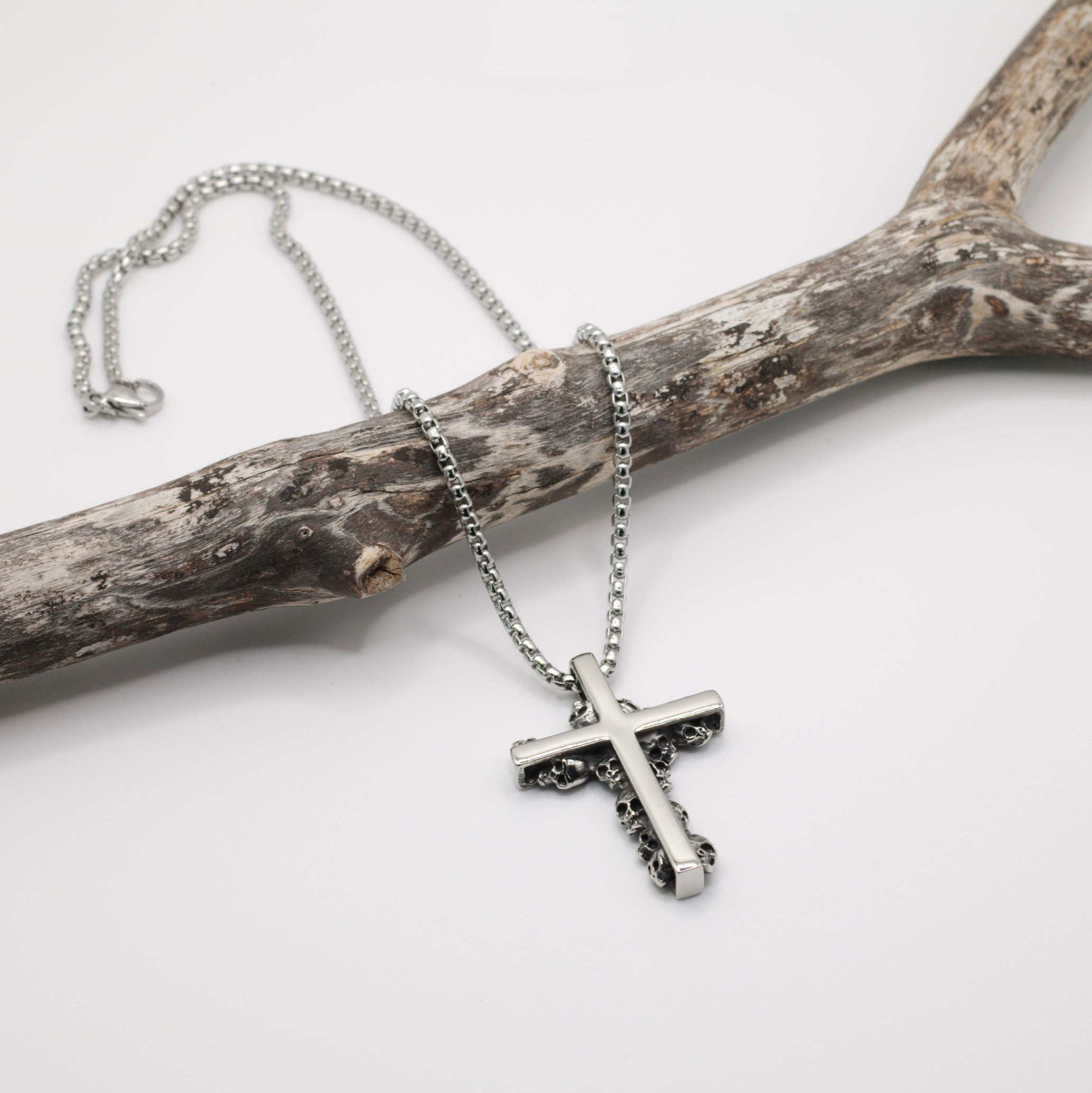 Edelstahl Kreuzkette mit Sculls