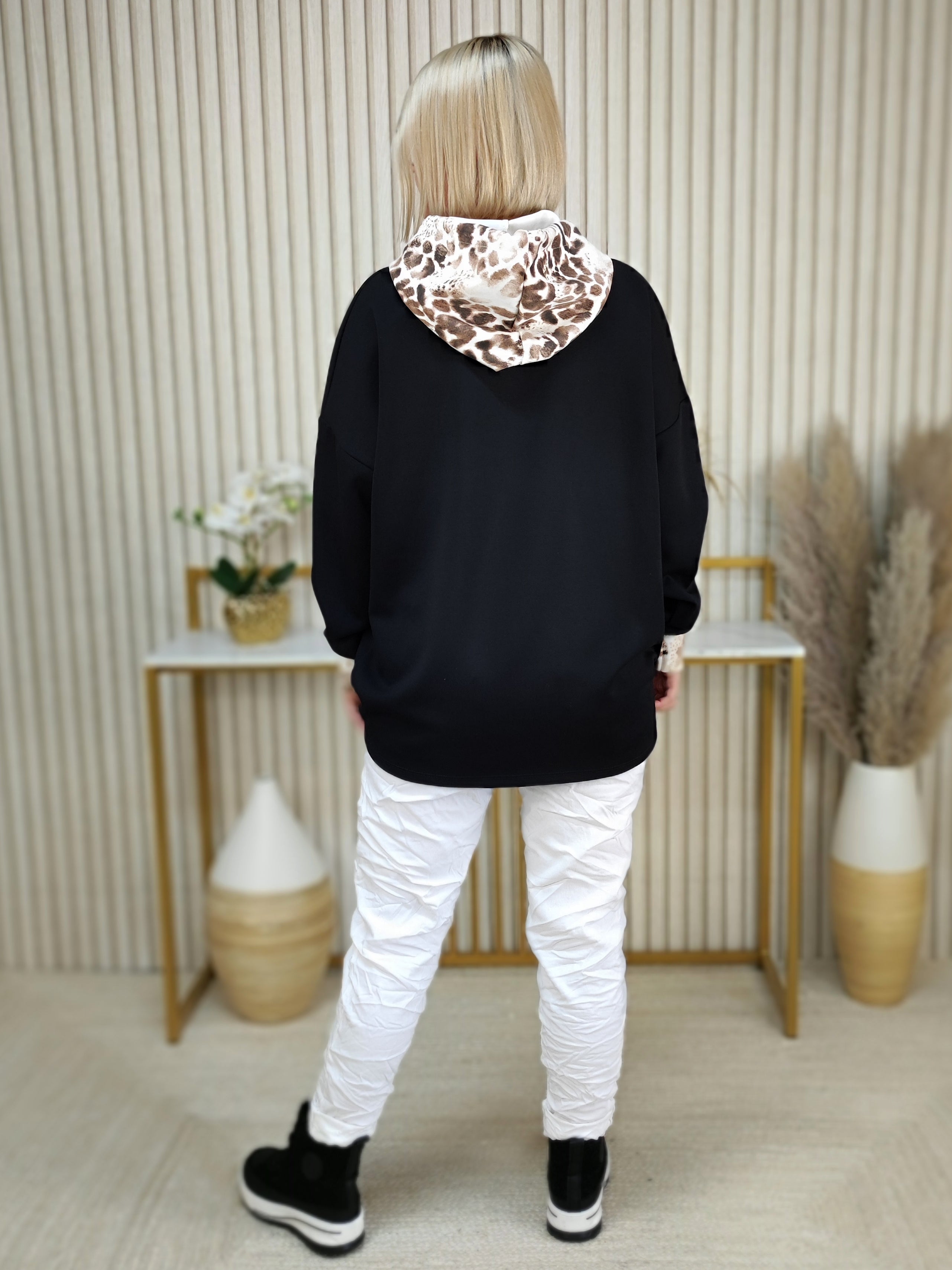 Sweatshirt "Pearl" schwarz (38-42)