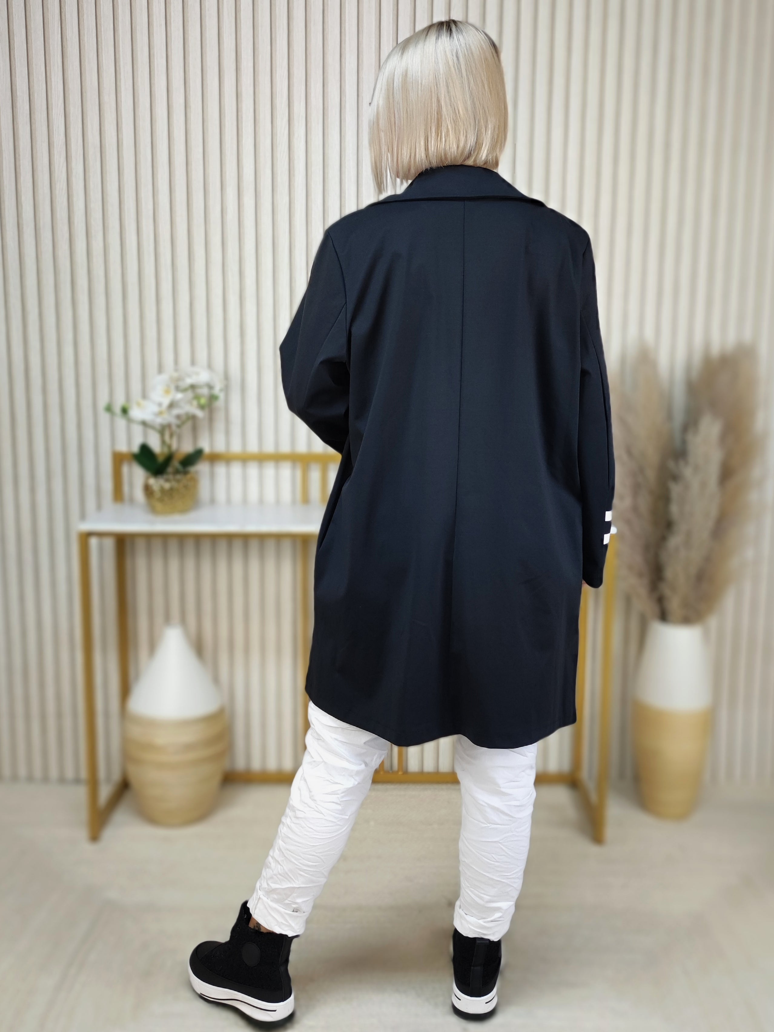 Longblazer/ Kurzmantel schwarz (40-44)