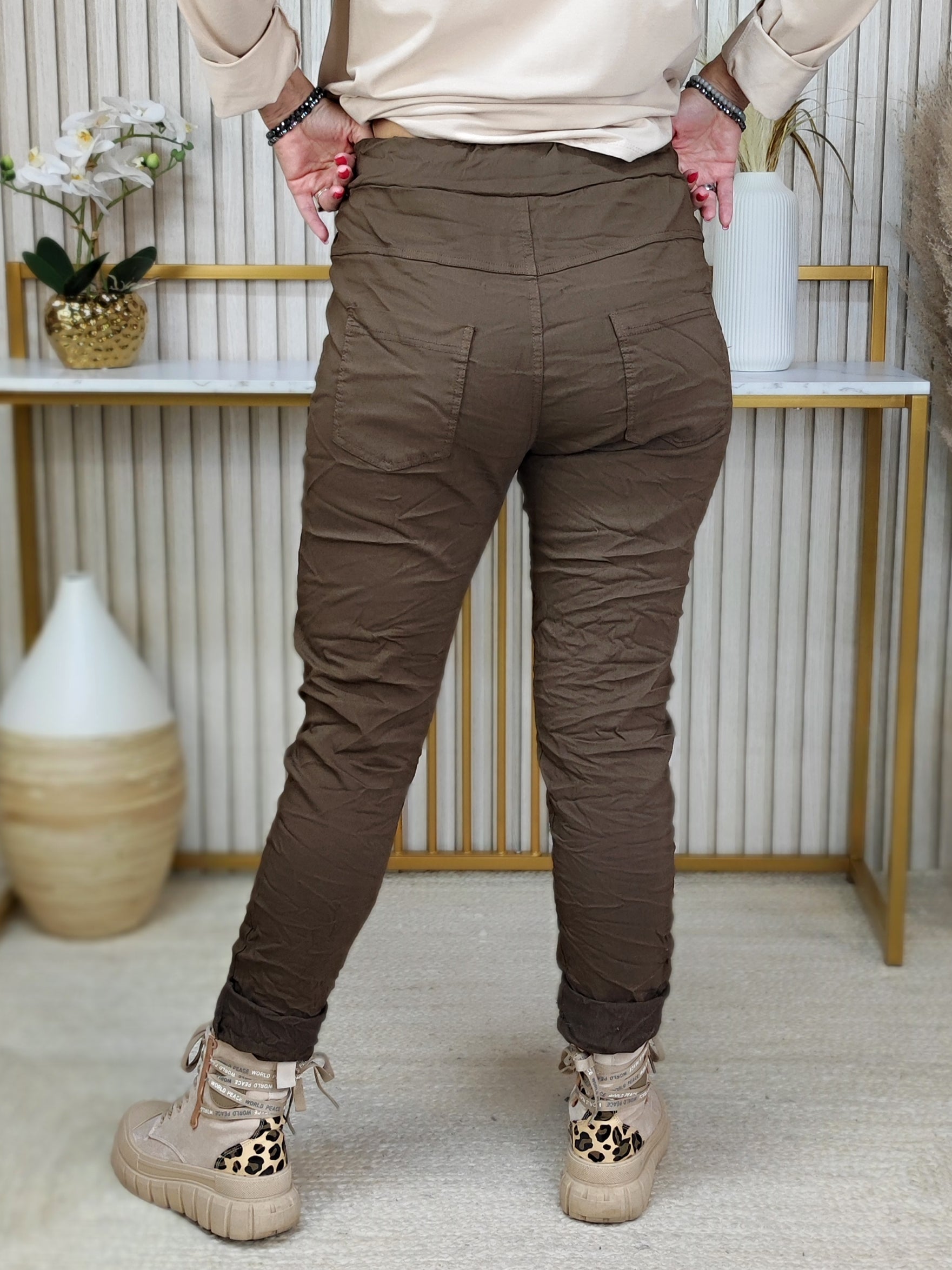 Stretchhose/Joggpant braun (36-42/44)