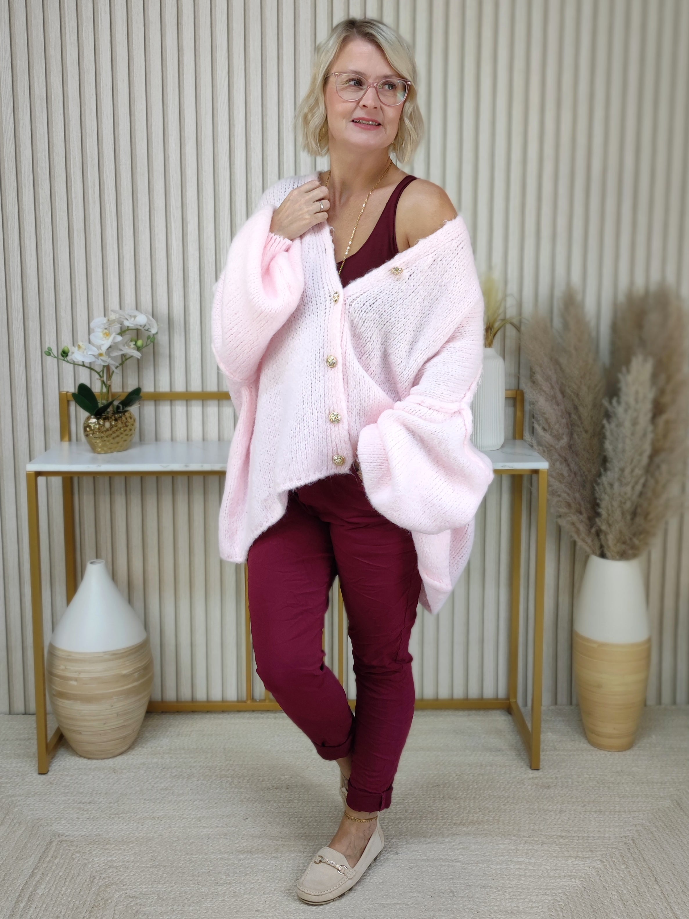 Kuschelige Strickjacke in rosa (38-46/48)