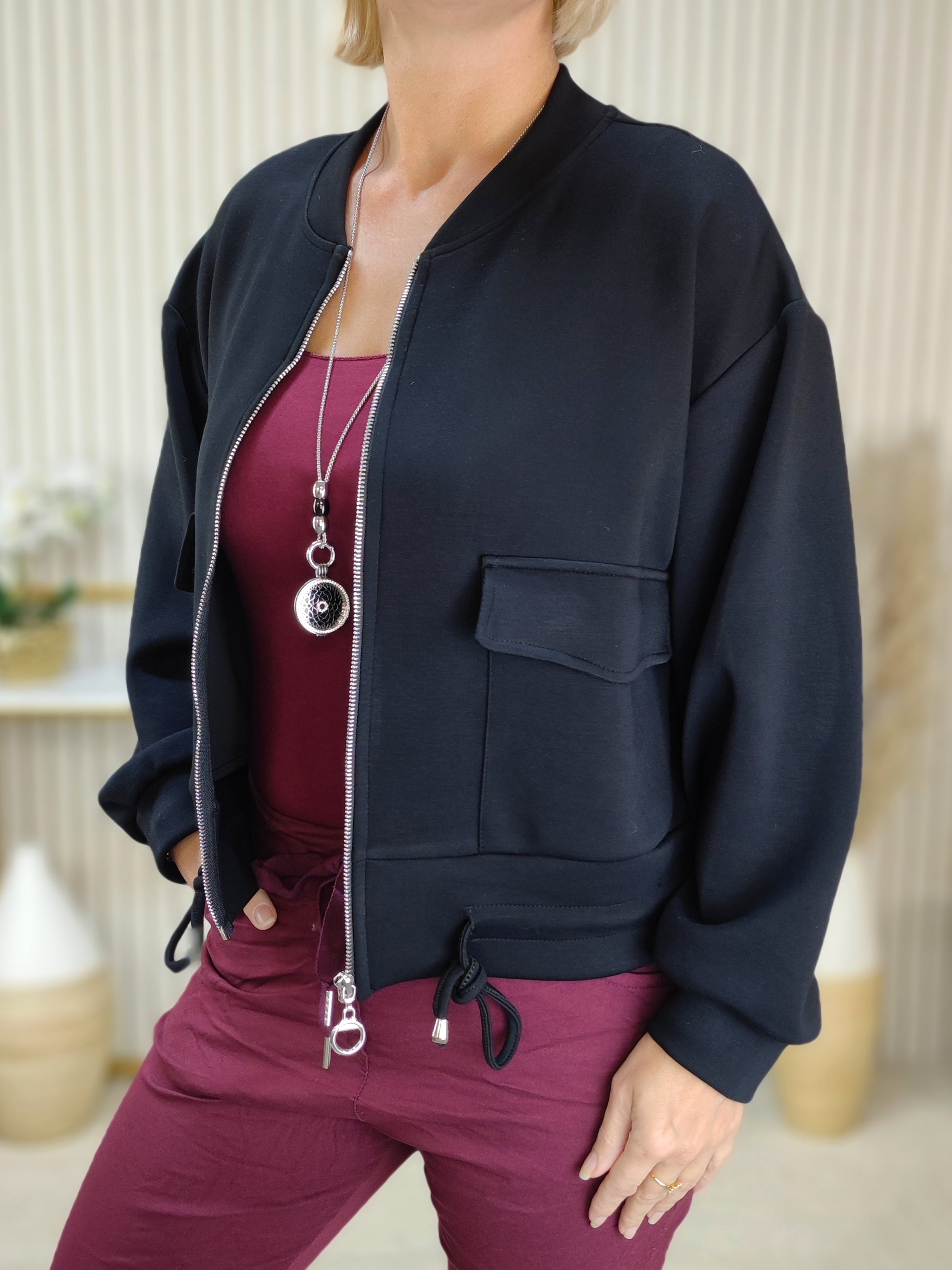 Sweatjacke schwarz (38-42/44)