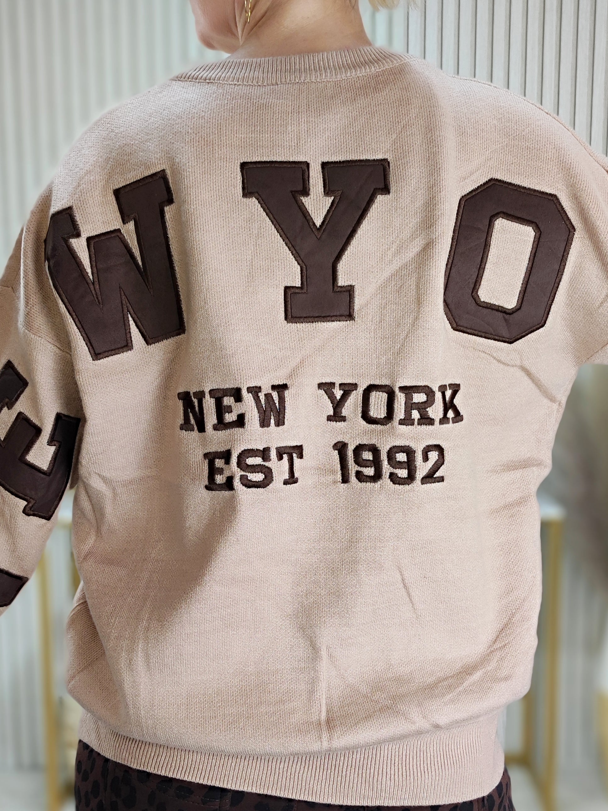 Attraktiver Pullover "NY" in camel (36-42/44)