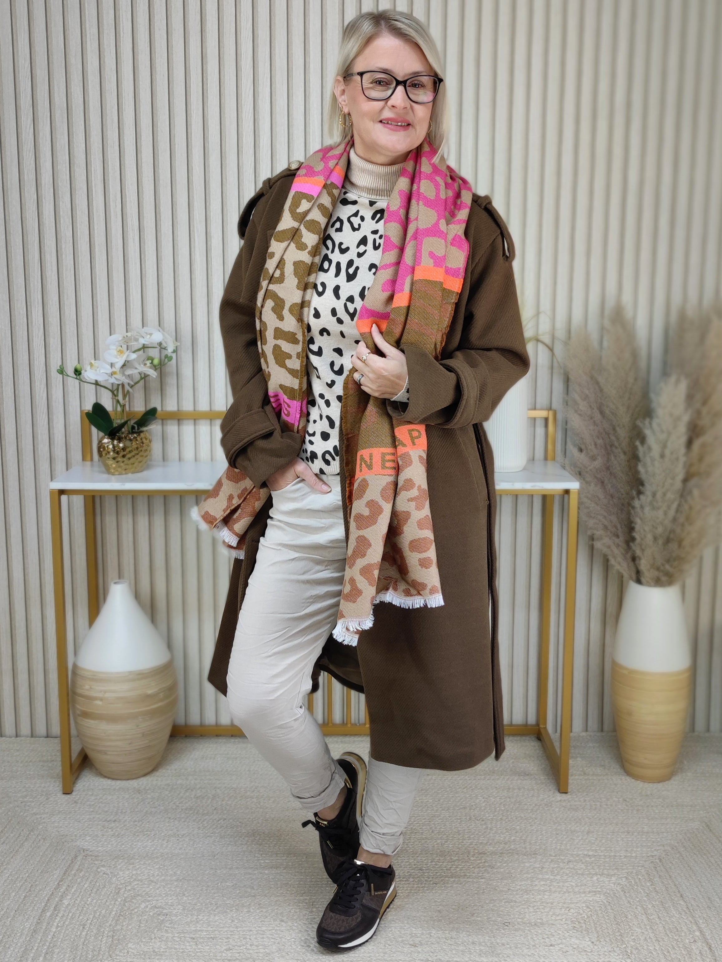 Wollschal "Happiness" ( in 2 Farben)