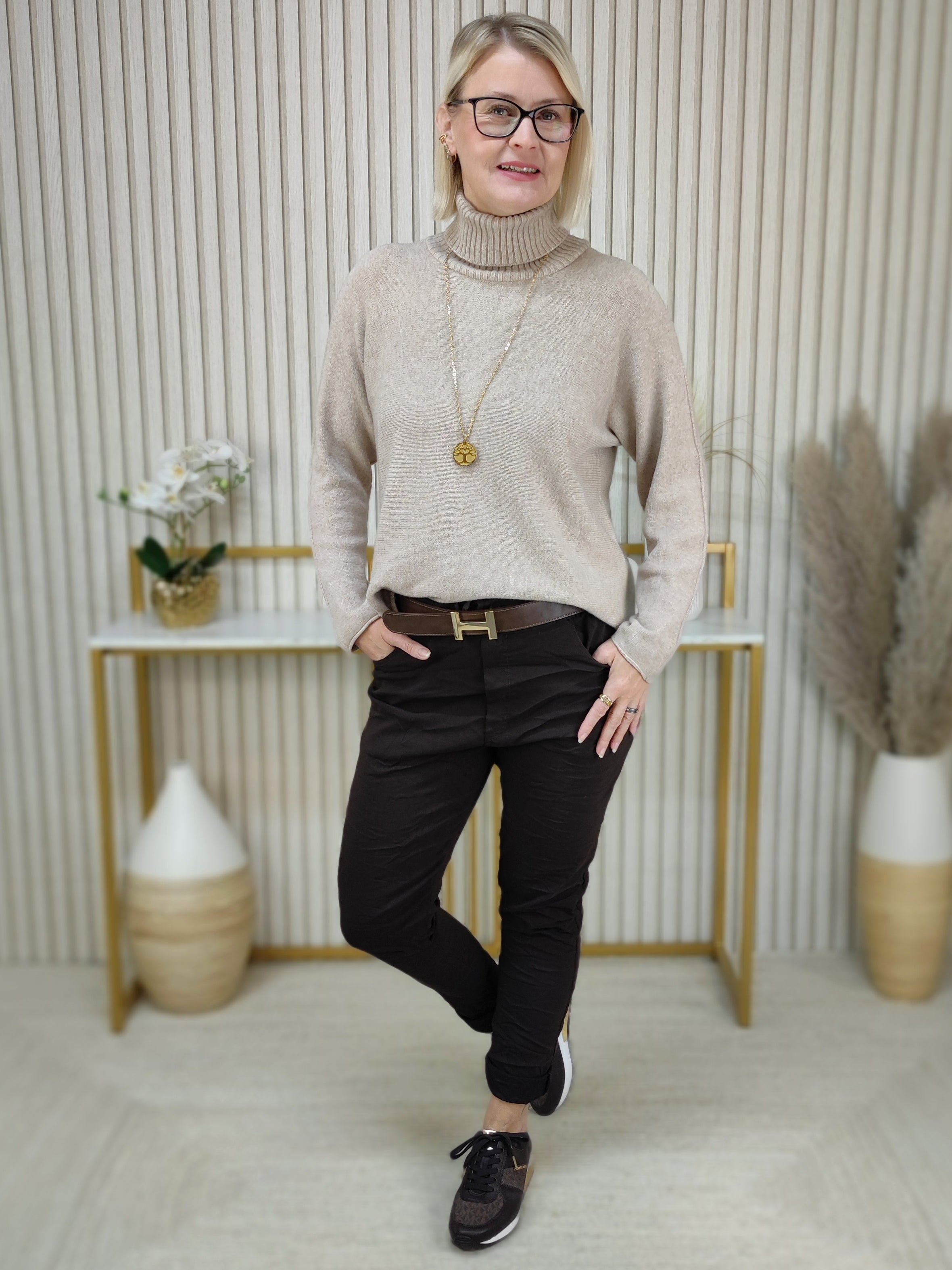 Pullover unifarben mit Rollkragen Light Camel (36-40/42)