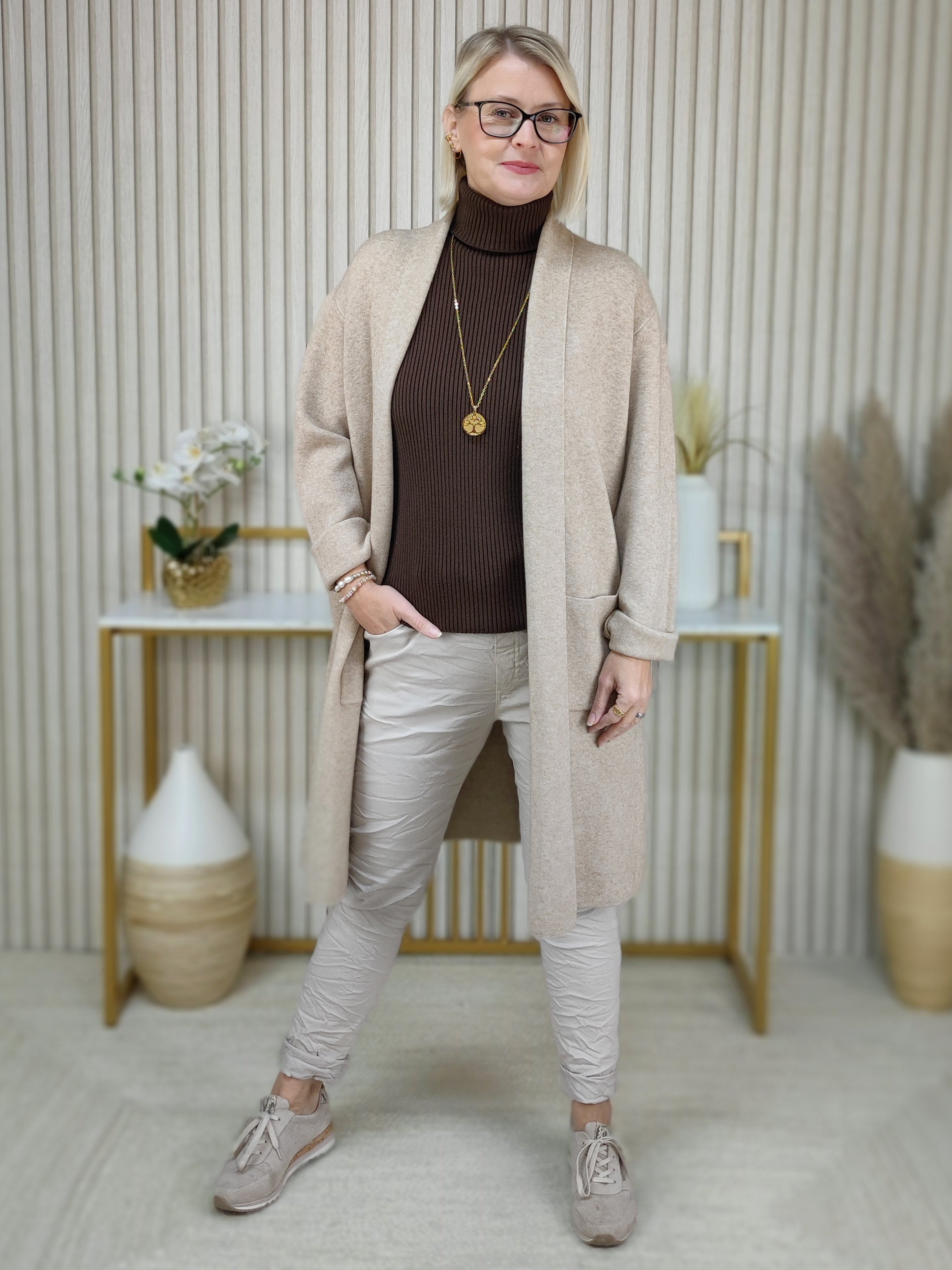 Unterziehpullover ohne Arm "Nena" schoko (36-42/44)