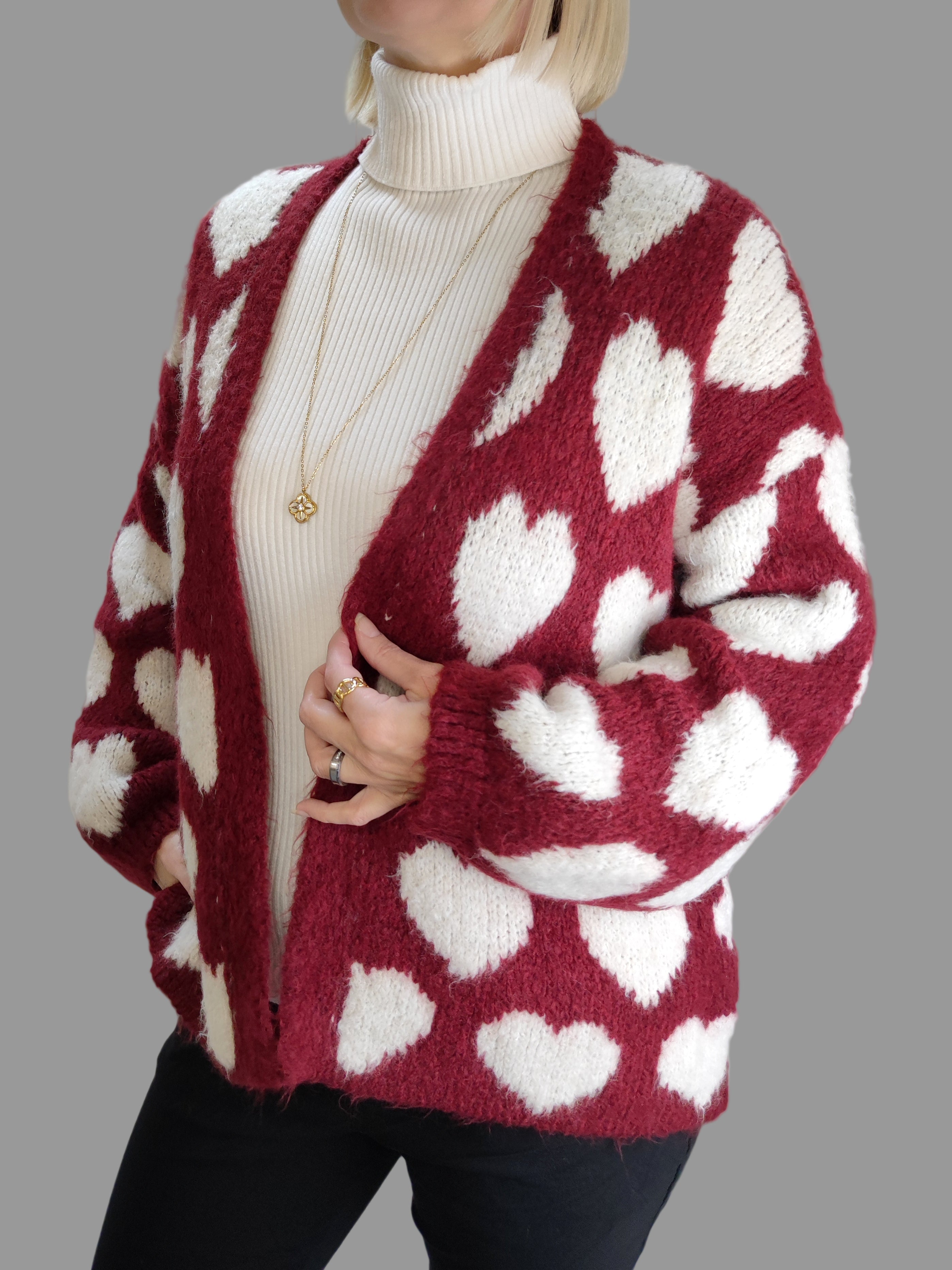 Kuschelige Strickjacke "Herzilein" in vino (38-44) (Kopie)