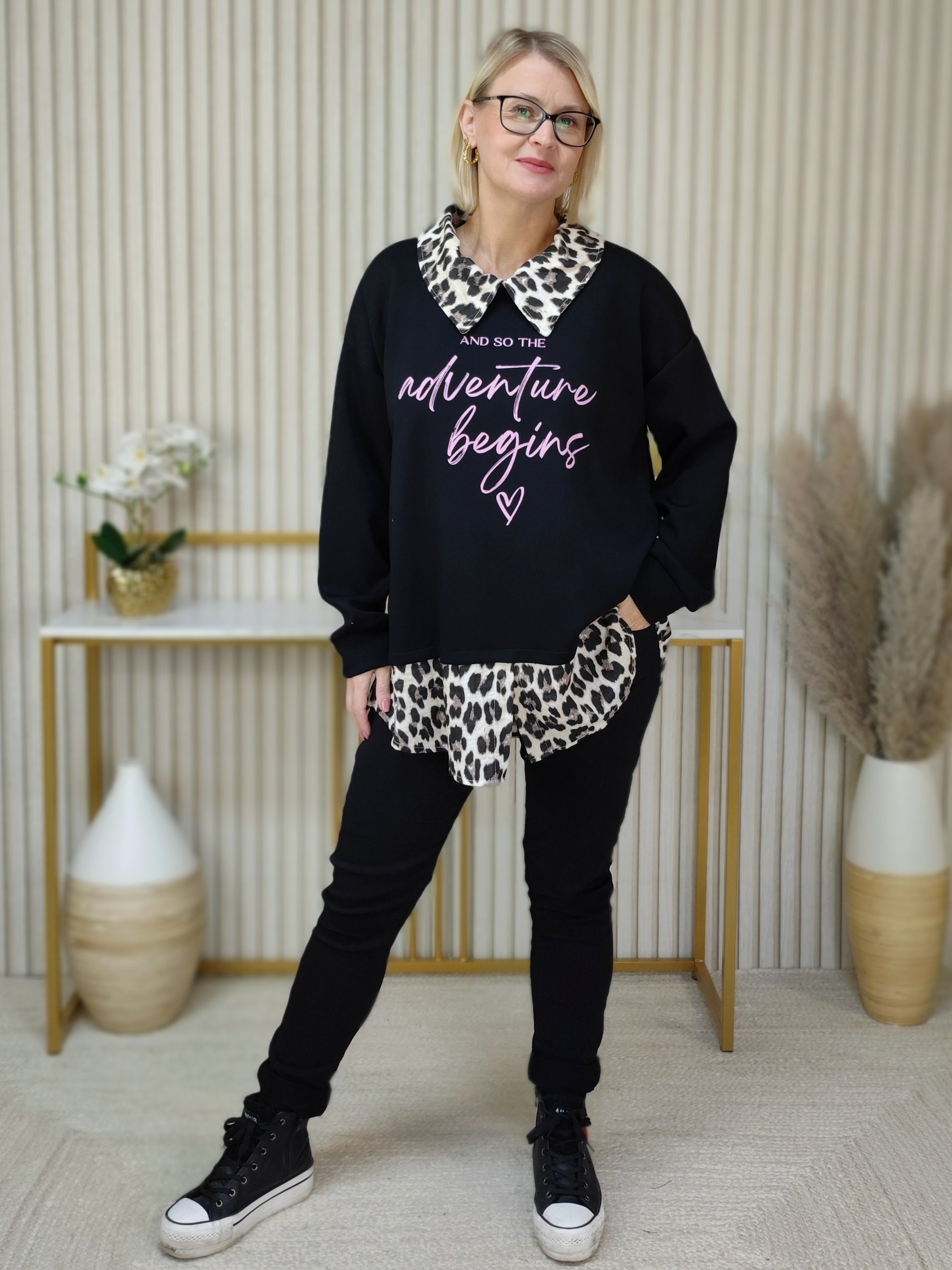 Sweatshirt "Adventure" schwarz (40-42/44)