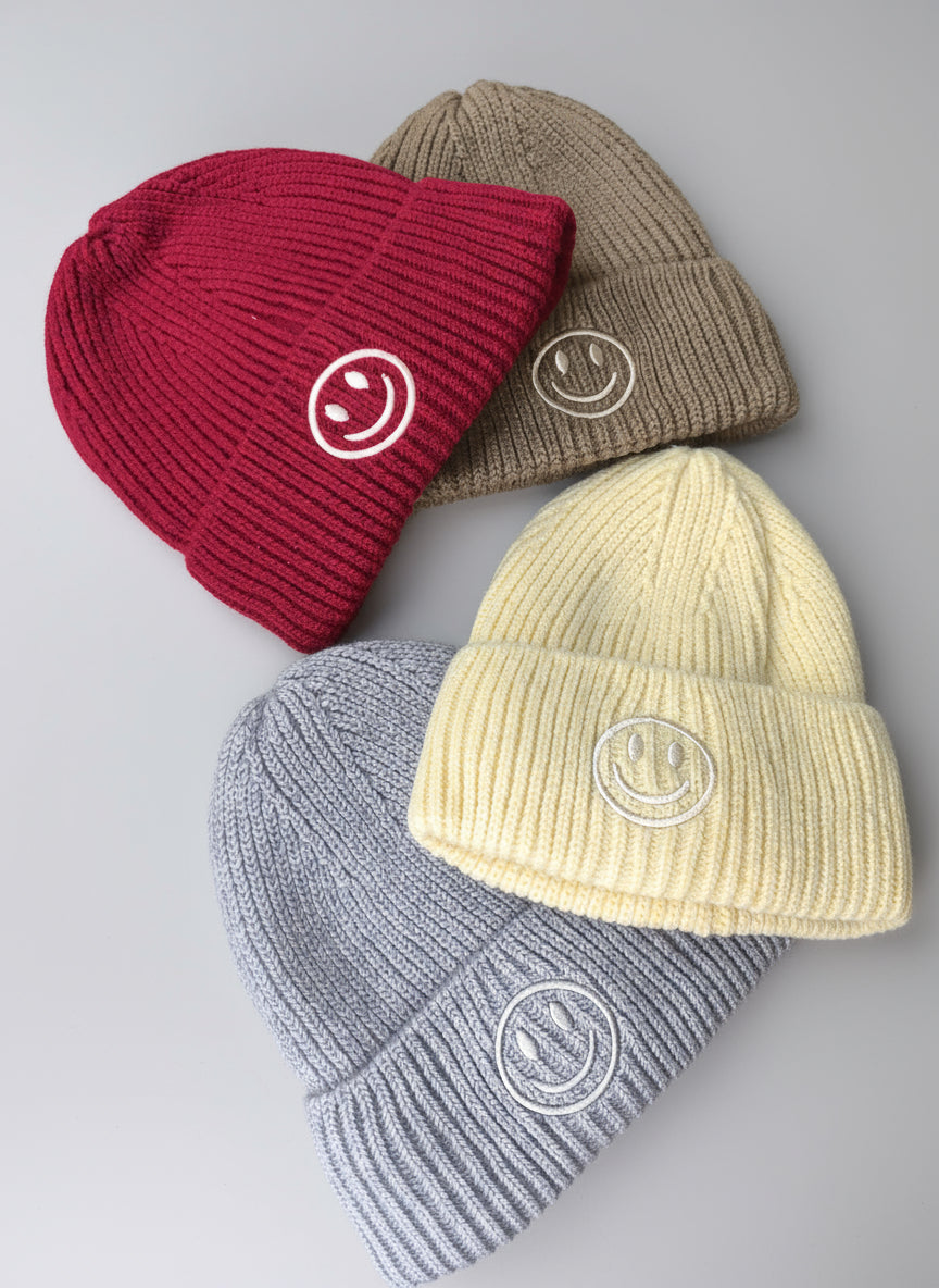 Mütze mit Smiley-Motiv in 4 Farben