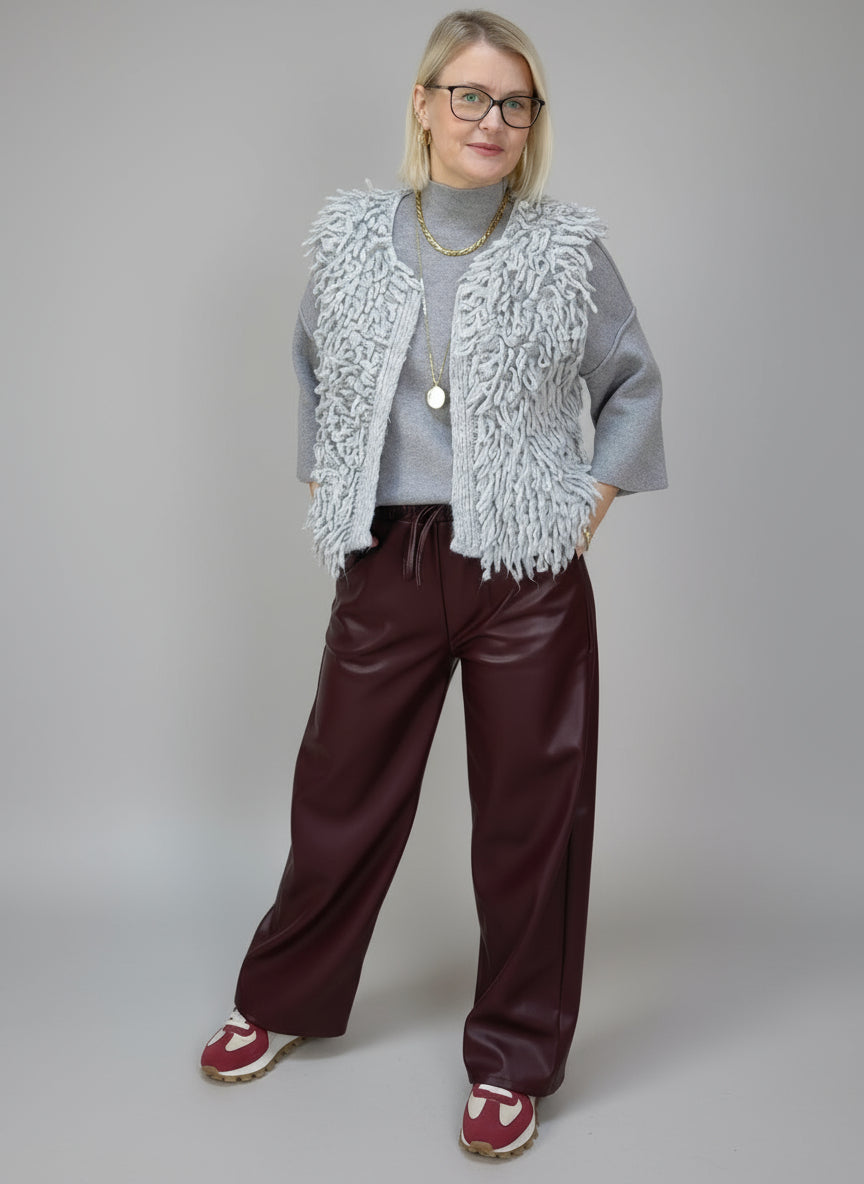 Hose in Lederoptik vino (38-42)