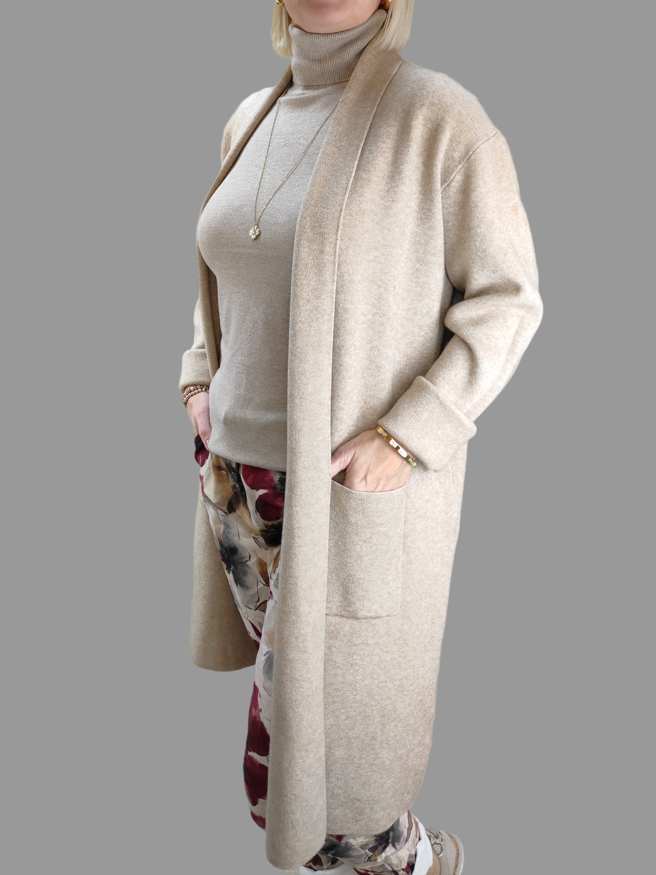 Weicher Cardigan Uni light camel (38-44)