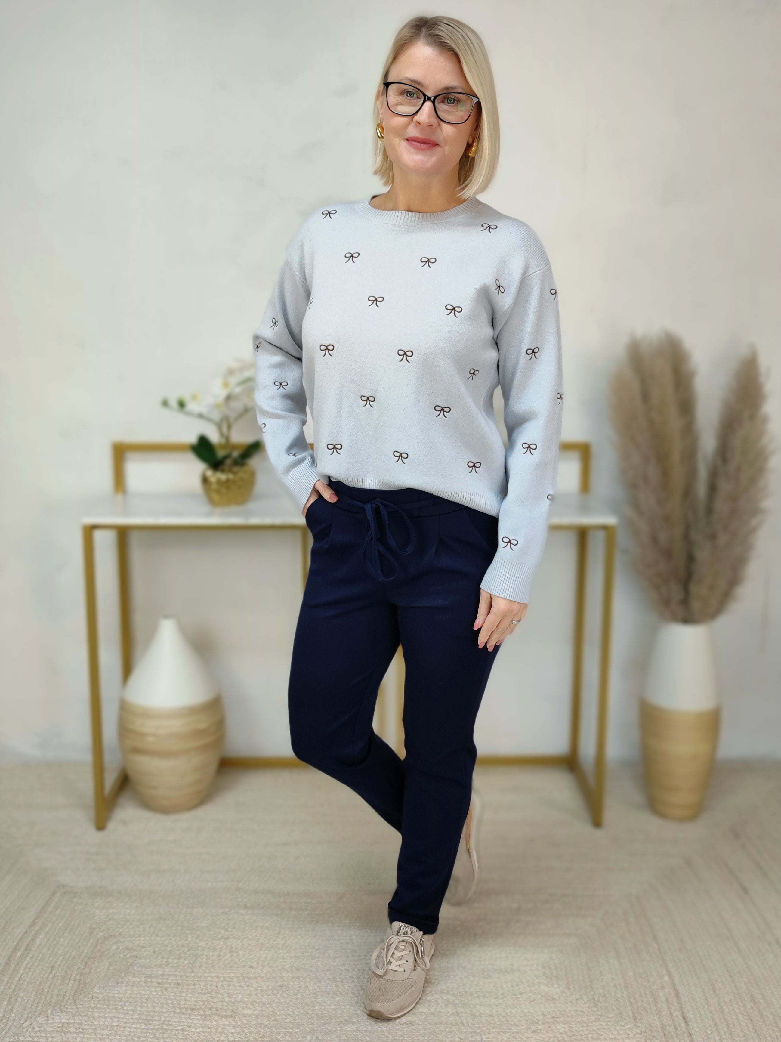 Pullover "Schleifchen" hellblau (36-40/42)