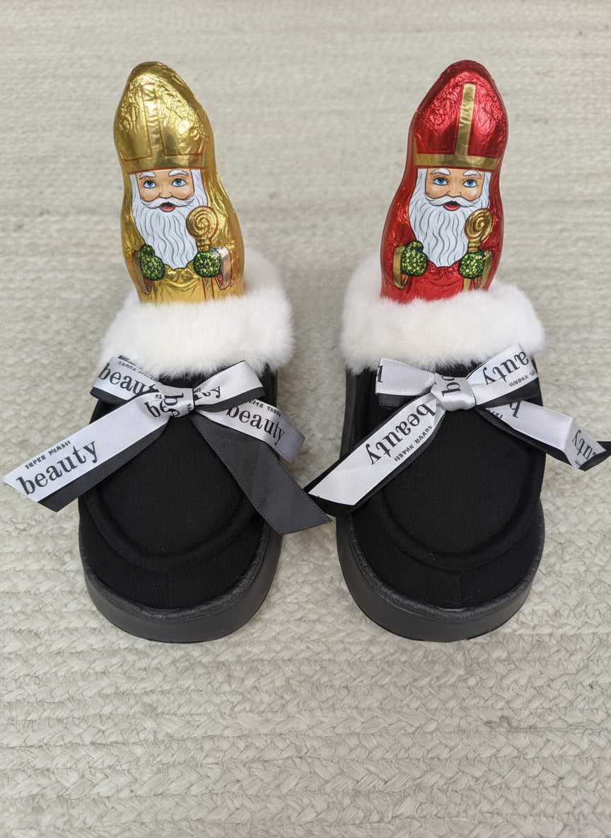 Hausschuhe "Beauty" in schwarz