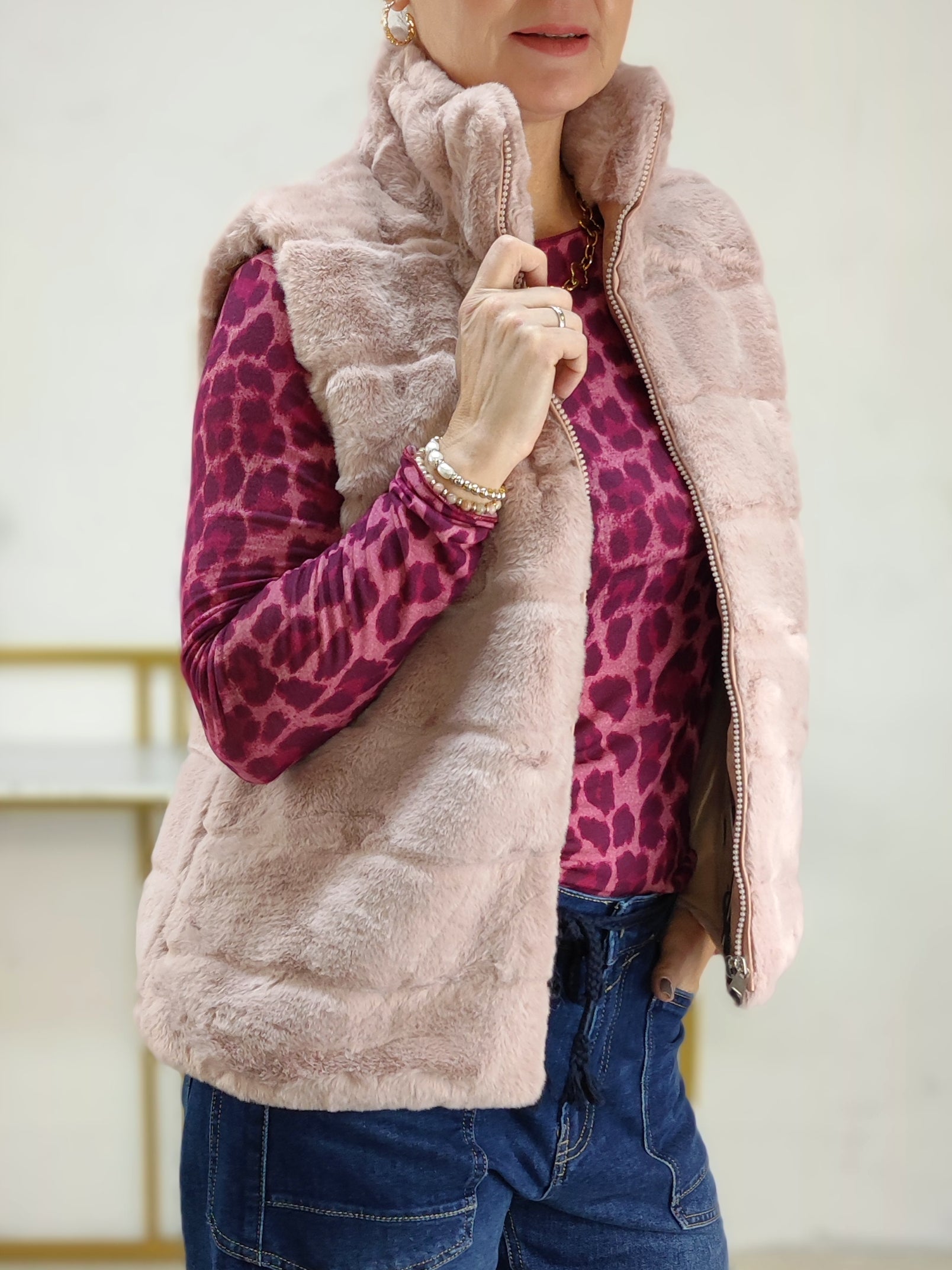 Fellweste altrosa in 2 Größen (36-40/42-44)