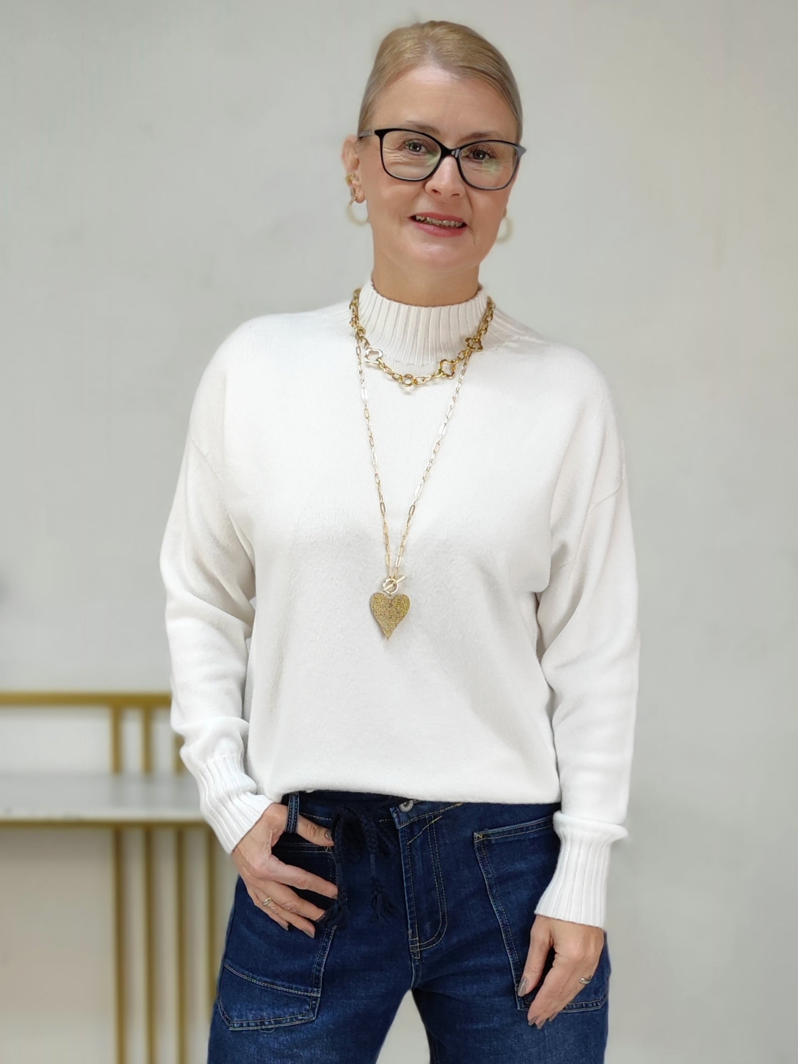 Pullover mit Turtle Neck einfarbig weiss (36-42)