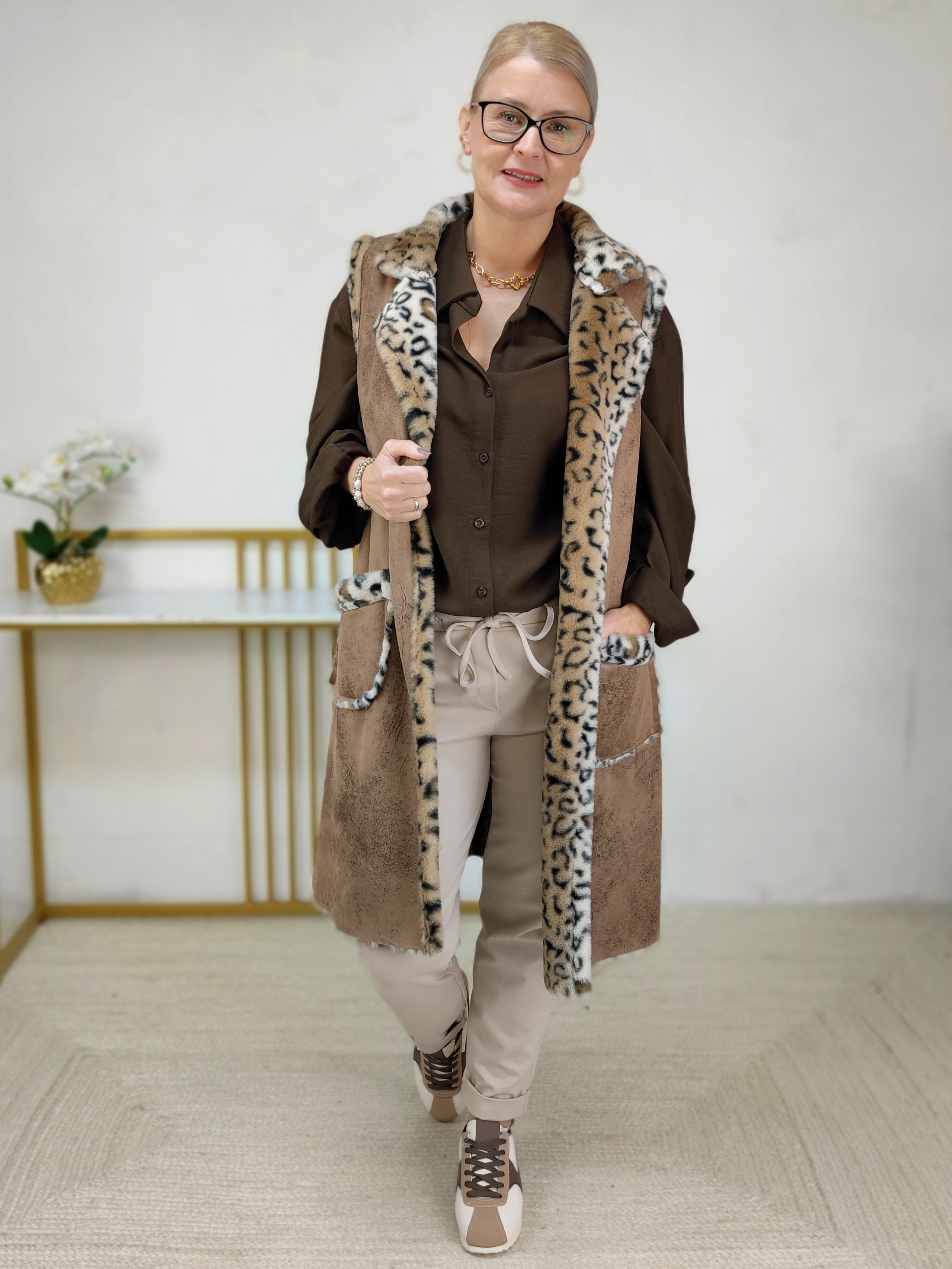 Einfarbige Bluse in schoko (40-44)