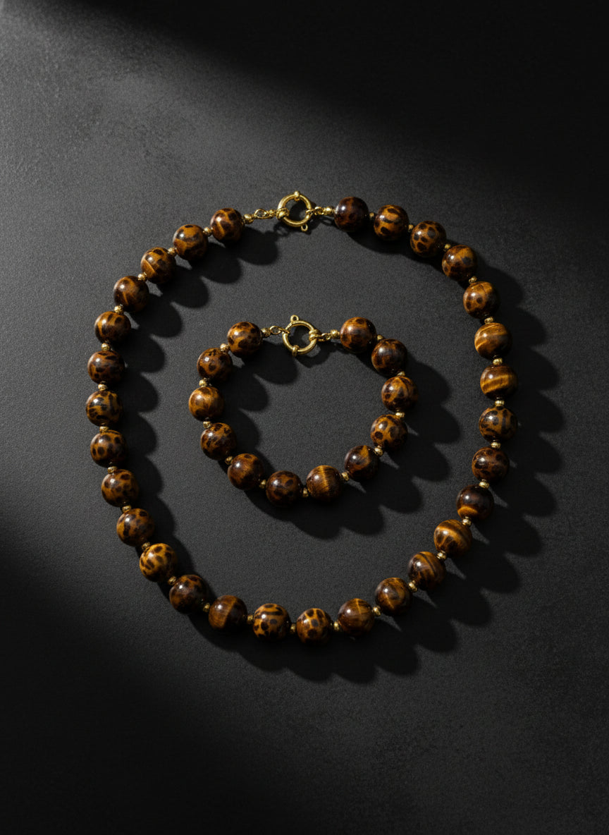 Braune Kette mit Leoperlen