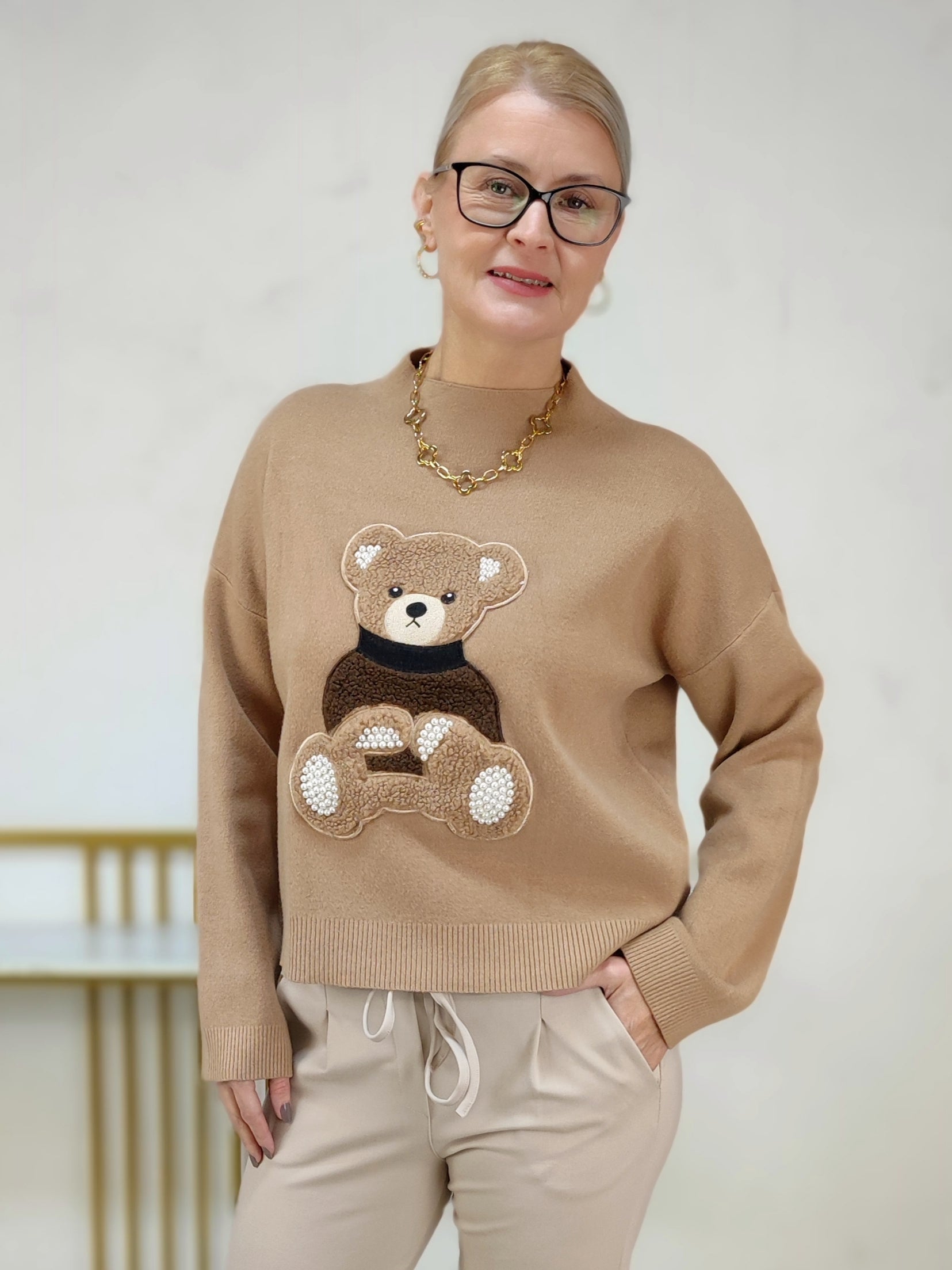 Pullover "Teddybär" in camel (36-42)
