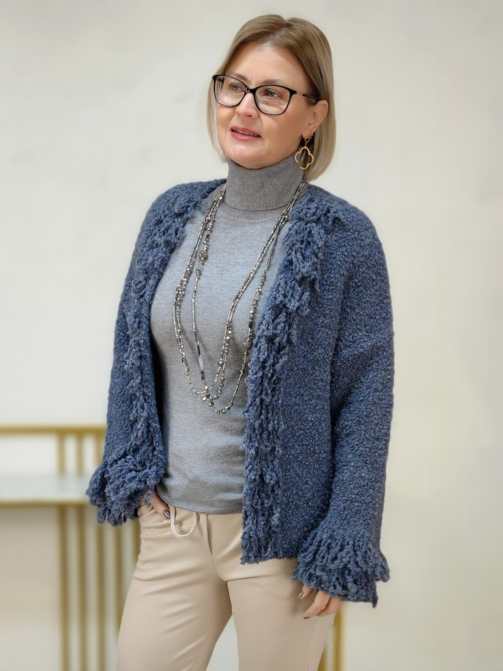 Fransen Strickjacke "Lina" in jeansblau (36-42/44)
