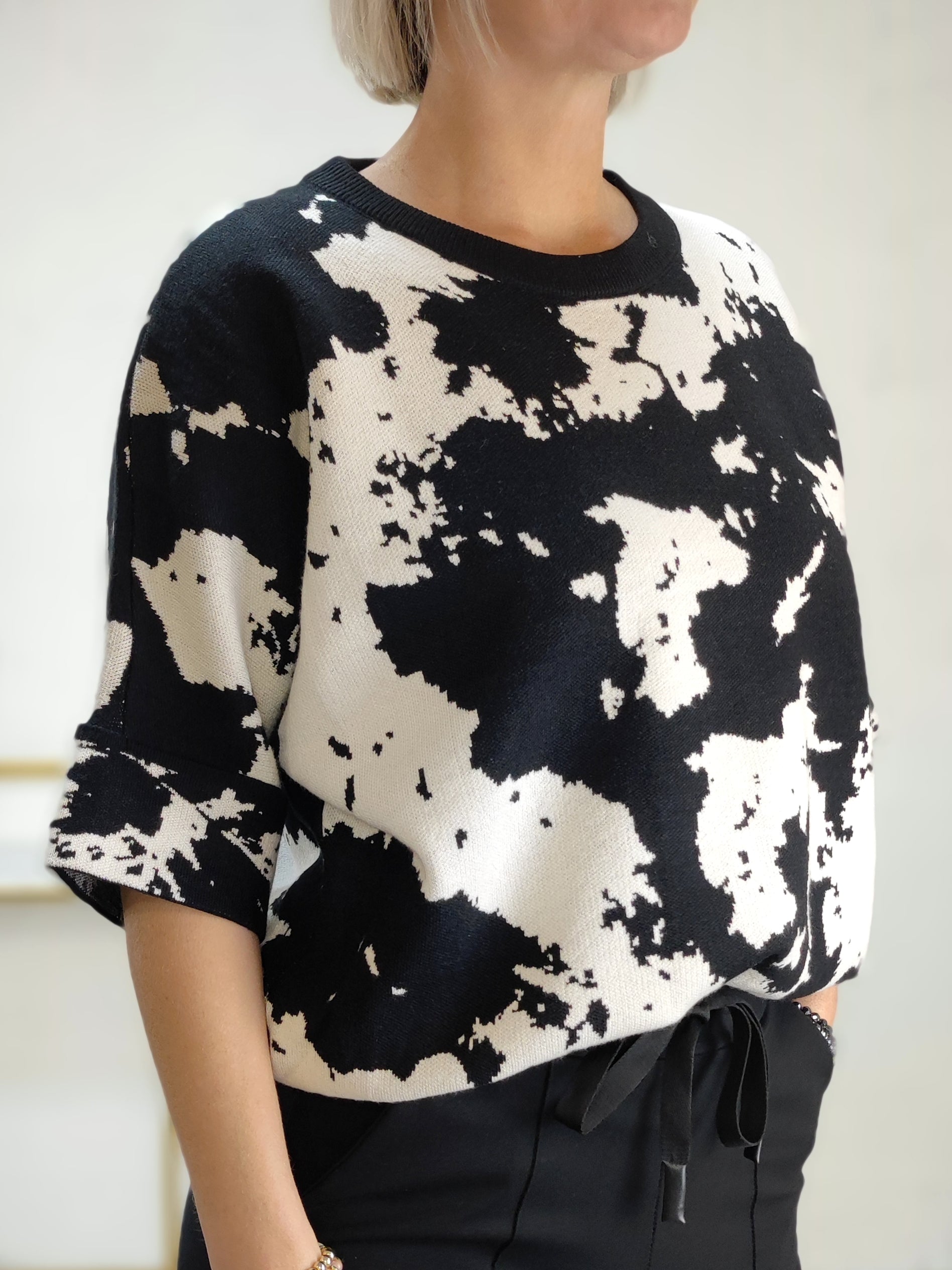 Weicher Pullover im schwarz/weiss Mix (36-42/44)