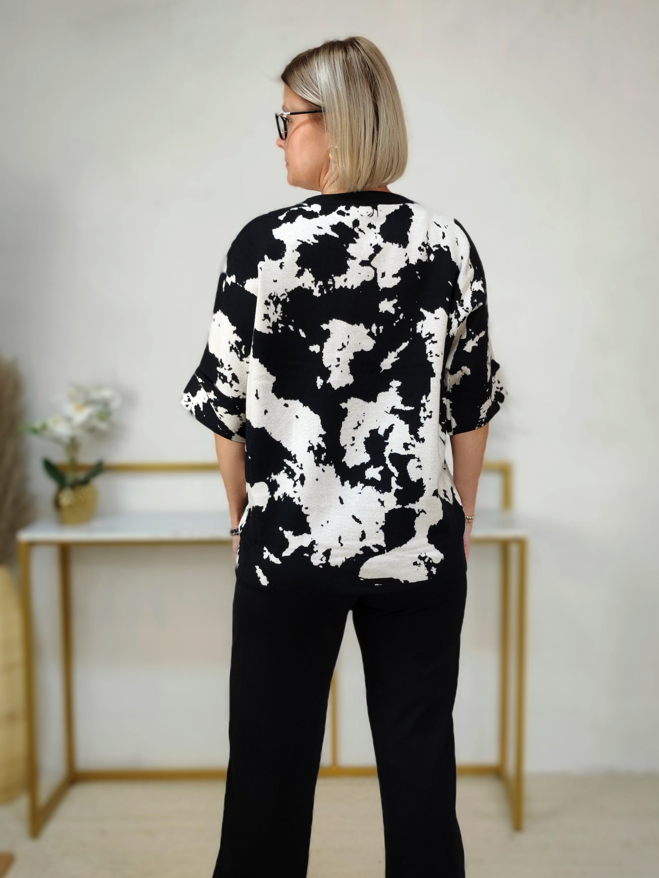 Weicher Pullover im schwarz/weiss Mix (36-42/44)