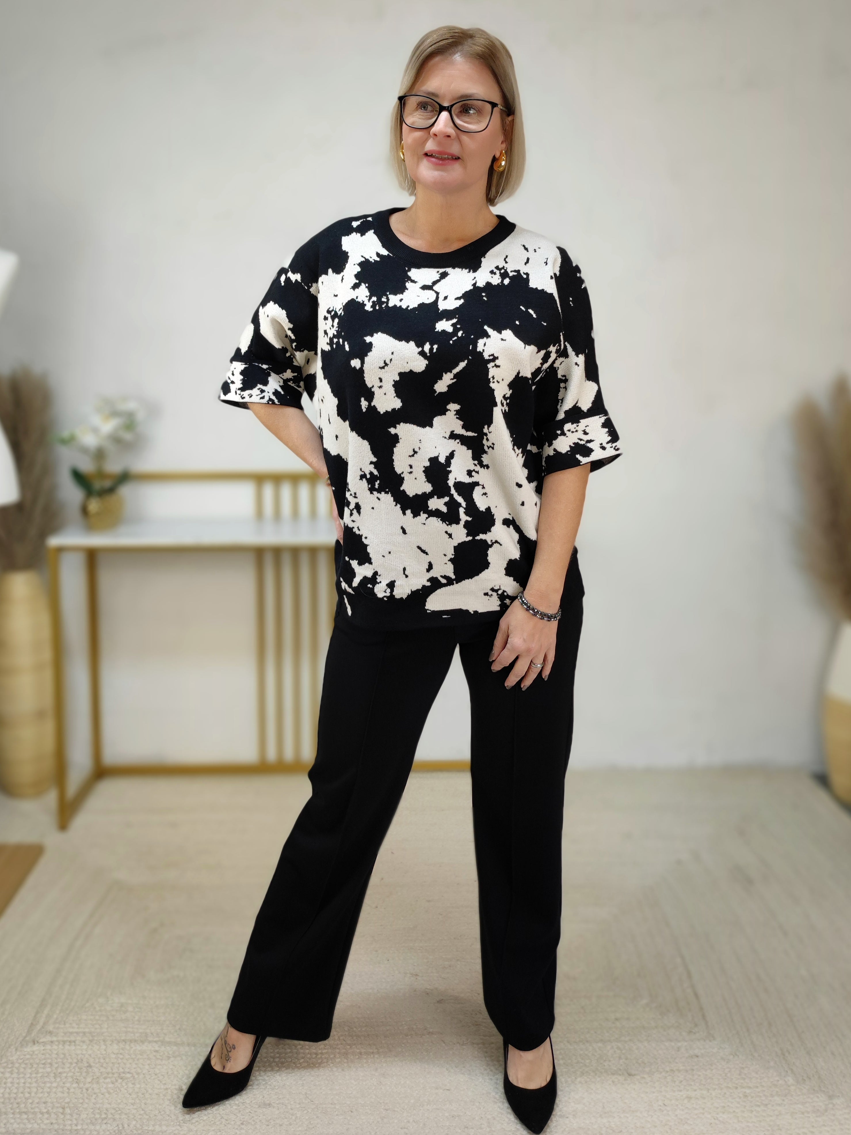 Weicher Pullover im schwarz/weiss Mix (36-42/44)