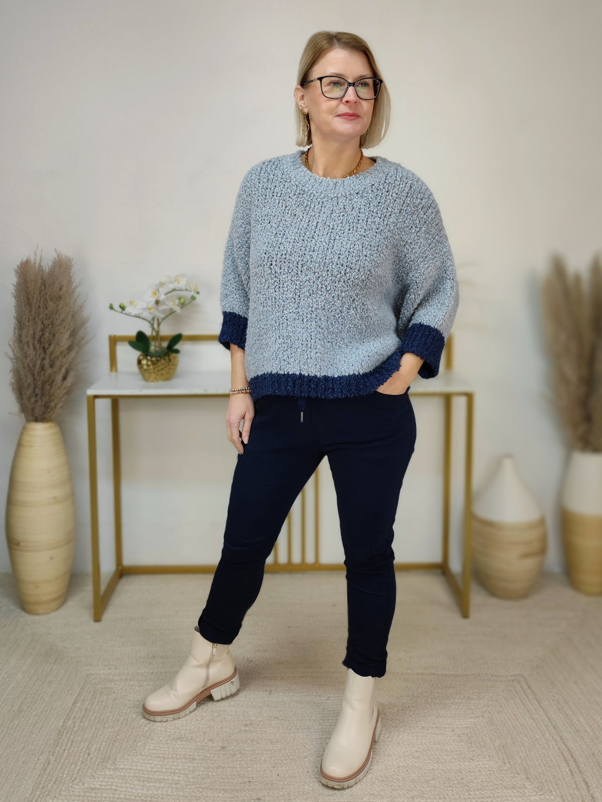 Weicher Boucle Pullover jeansblau (36-42/44)