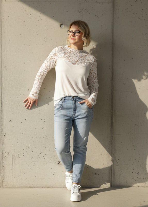 Langarm Shirt mit Spitze weiss (36-42)