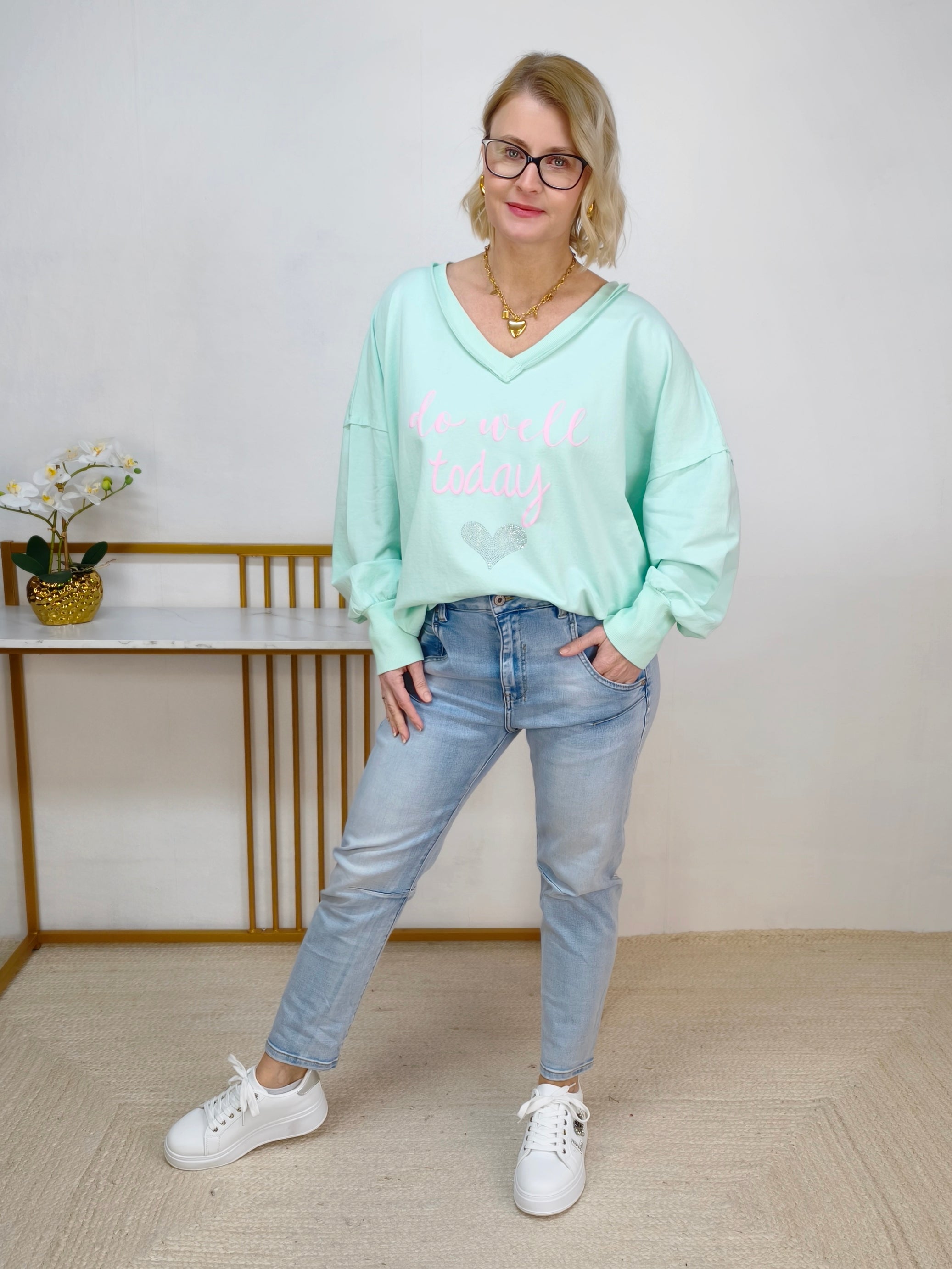 Leichtes Sweatshirt "Do well..." pastell grün (42-46/48)