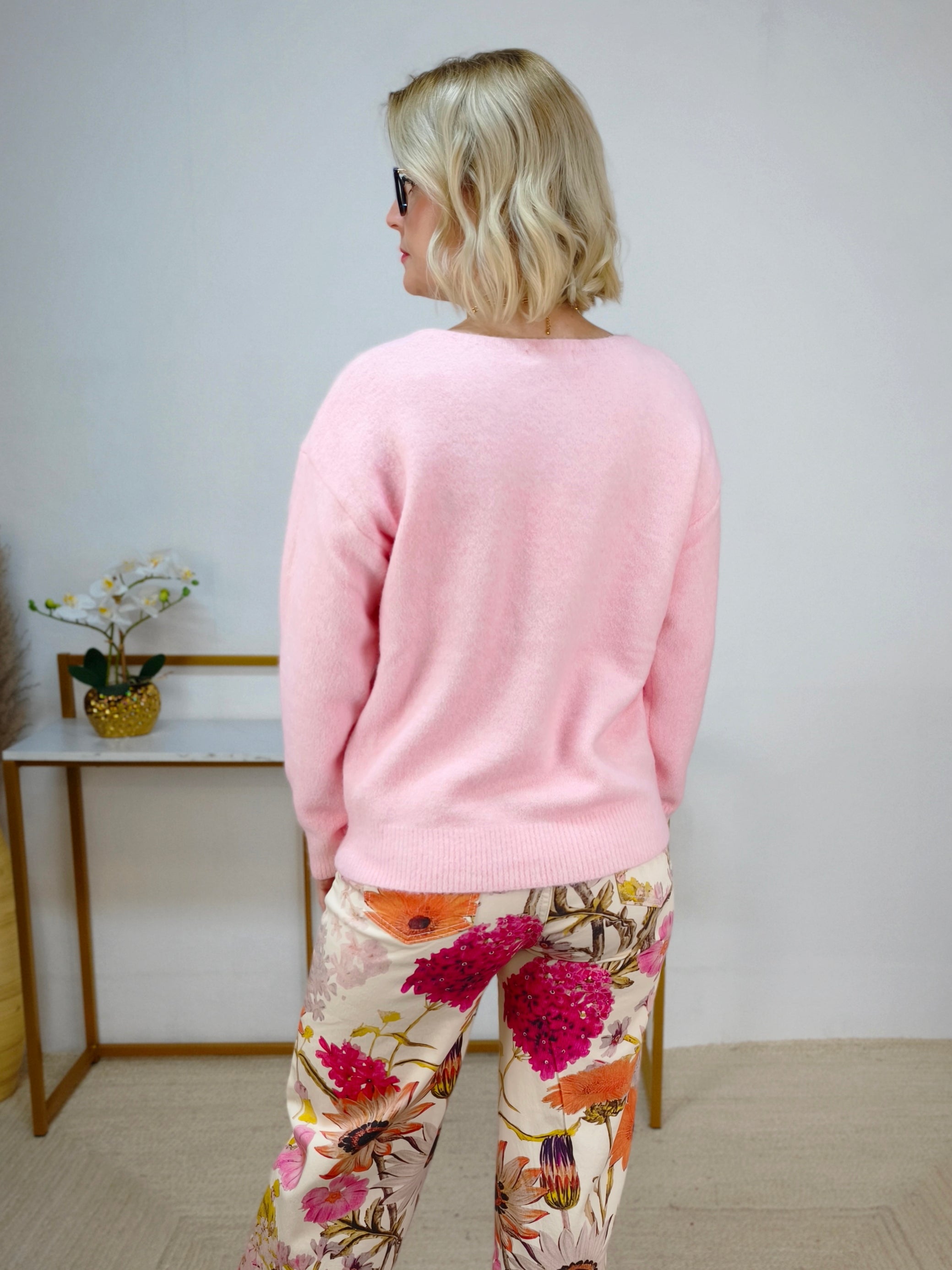 Weicher Pullover "H" pastell rosa (bis 42)