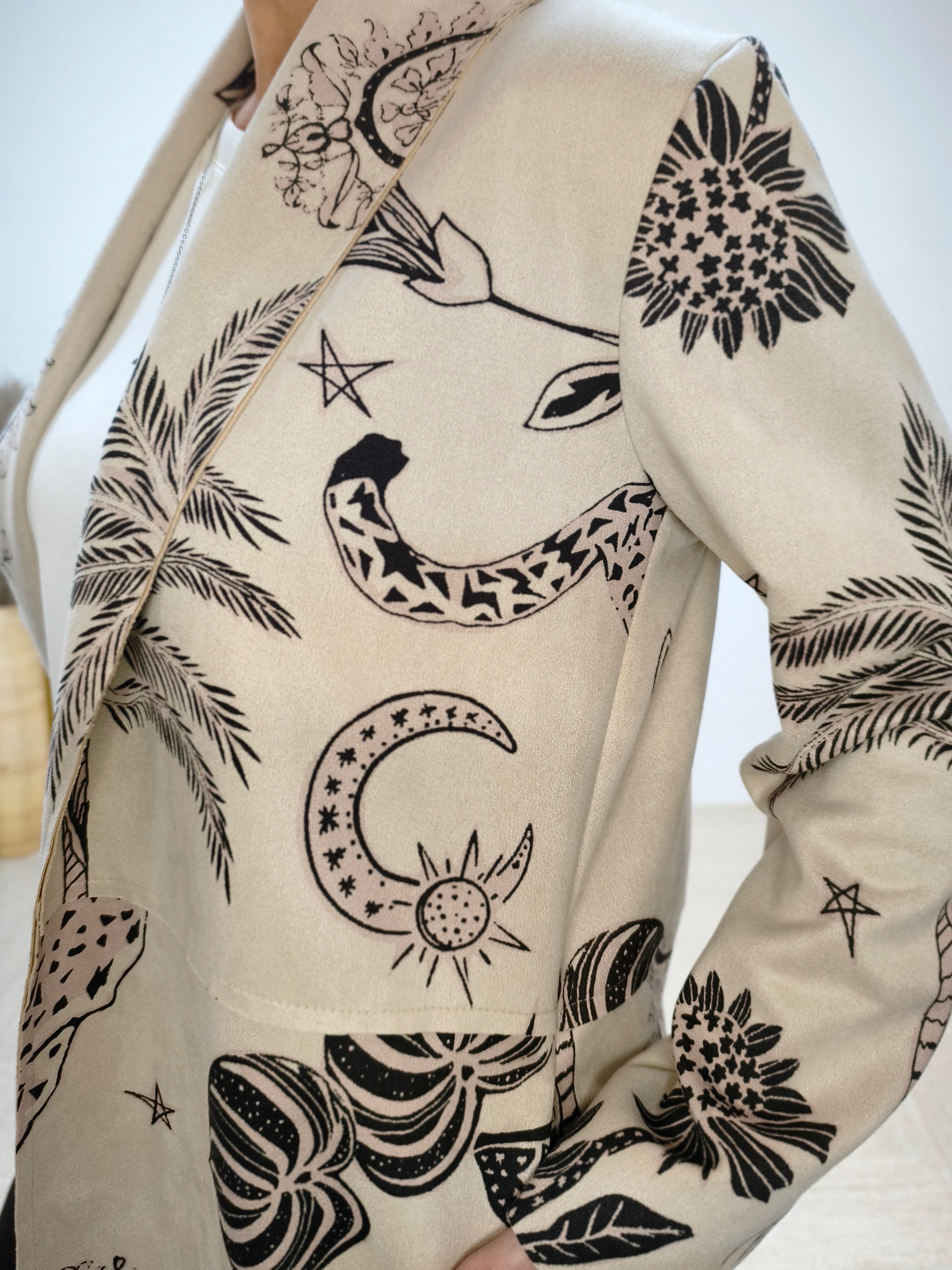 Leichter Mantel beige/gemustert (36-42)