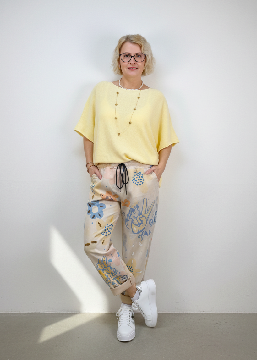 Bequeme Stoffhose beige mit coolem Druck G (38-42/44)