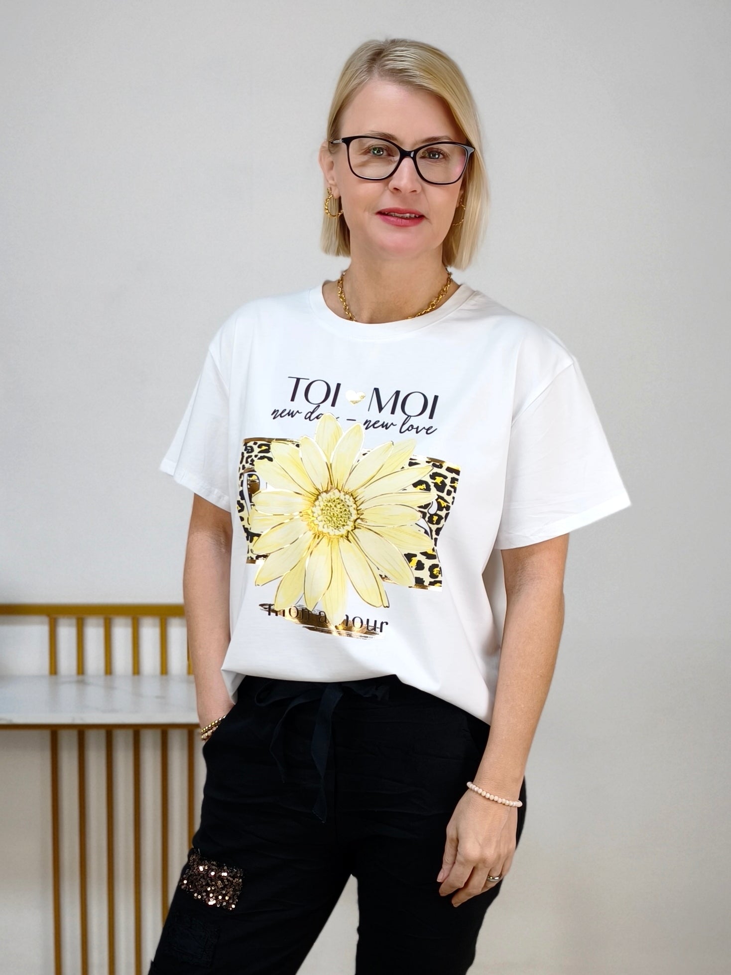 T-Shirt "Toi - new day, new love" weiss/gelb (36-42)