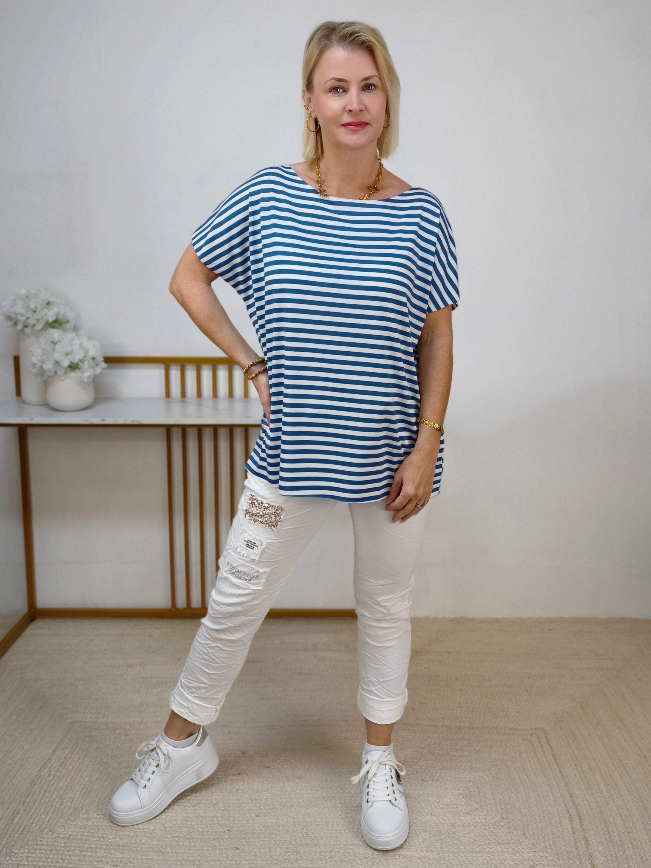 Leichtes Shirt gestreift in weiss/jeansblau (38-42/44)