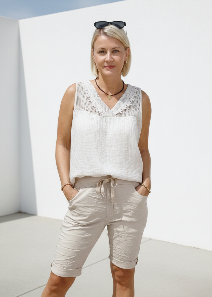 Top aus Baumwolle mit Häkelspitze in Beige (38-44)
