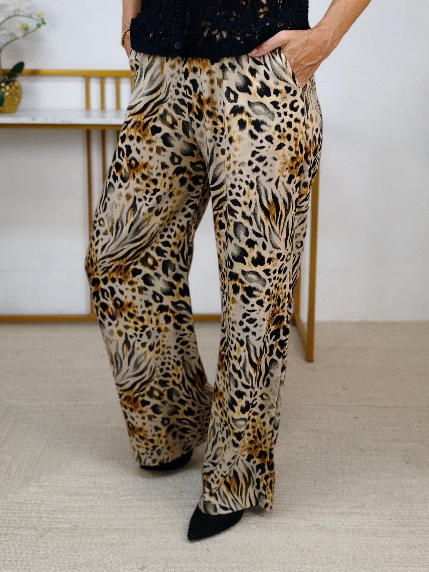 Leichte Marlene Hose "Mathilde" Beige Leo (36-40/42)