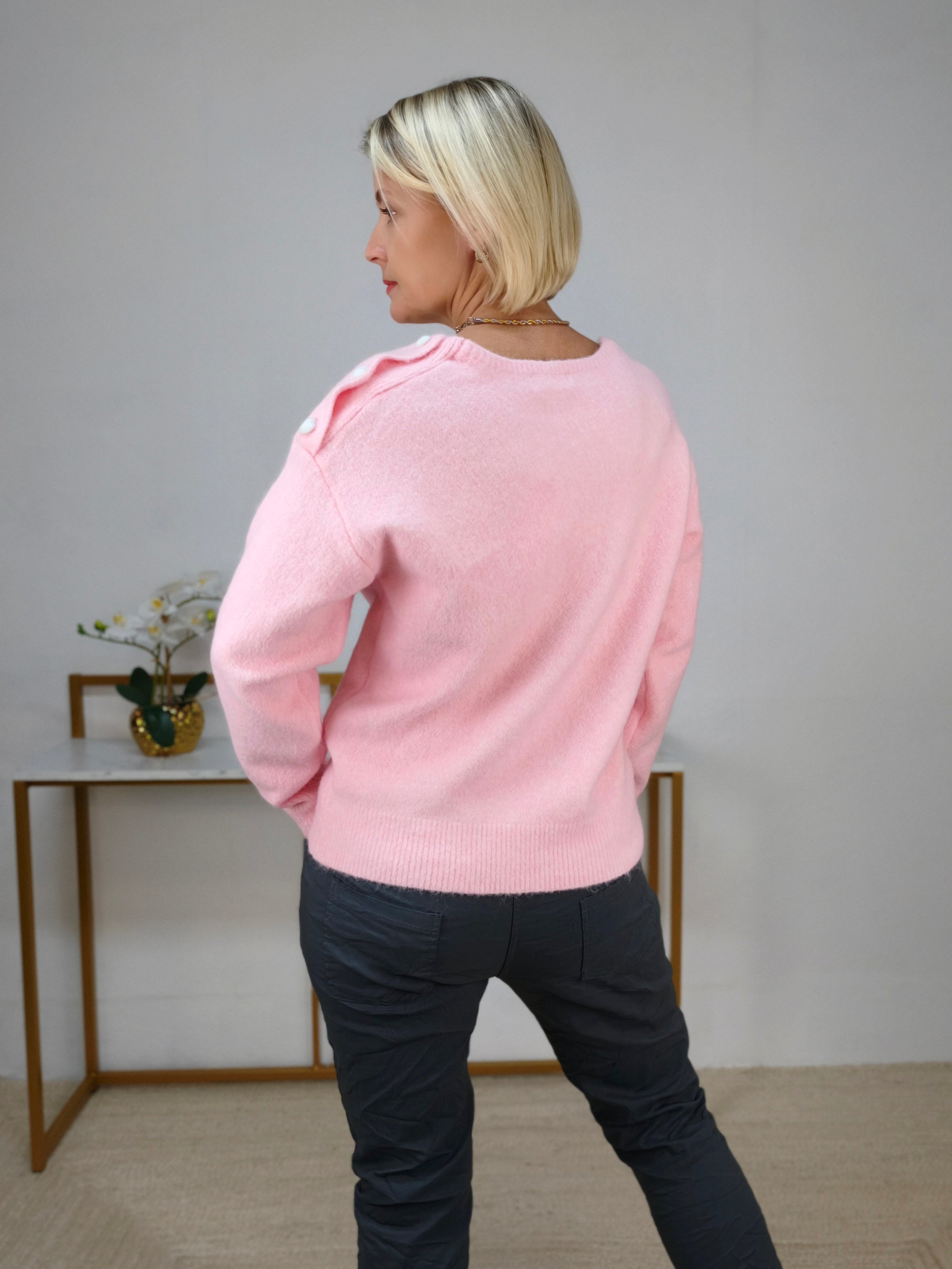 Weicher Strickpullover mit Herzchen in rosa (36-42)