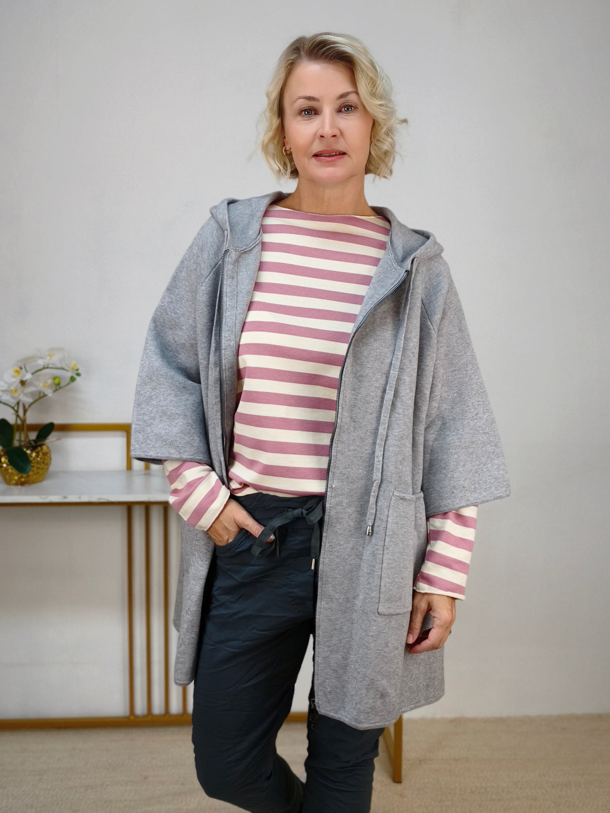 Basic Cardigan Hellgrau (42-46)