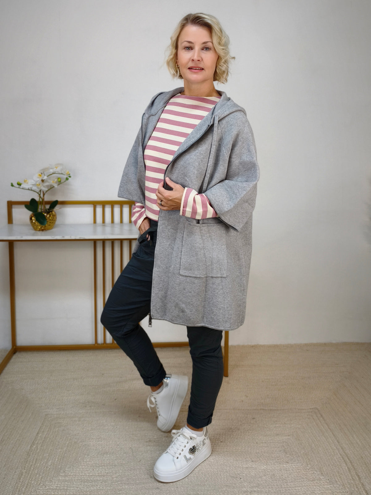 Basic Cardigan Hellgrau (42-46)