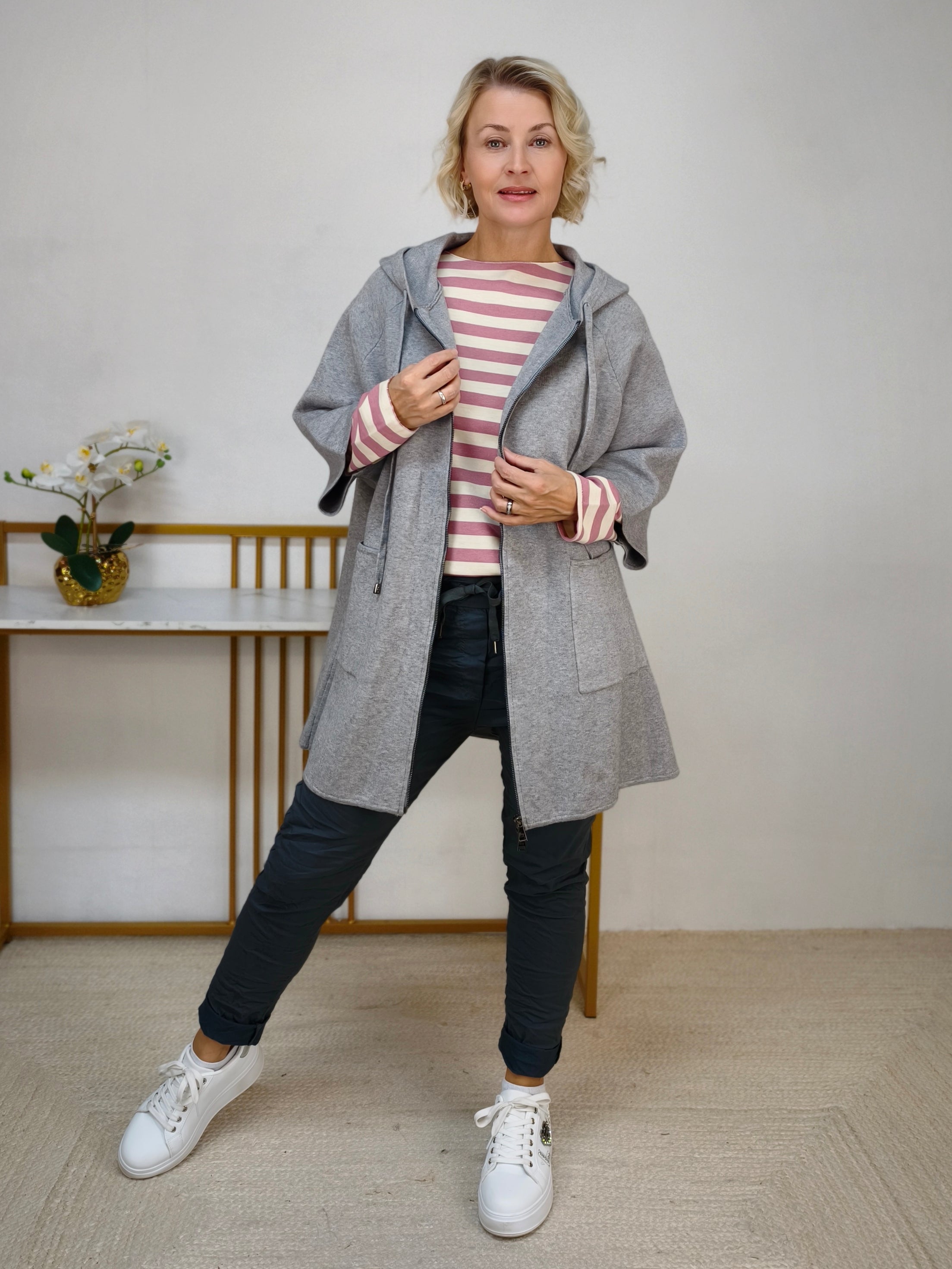 Basic Cardigan Hellgrau (42-46)