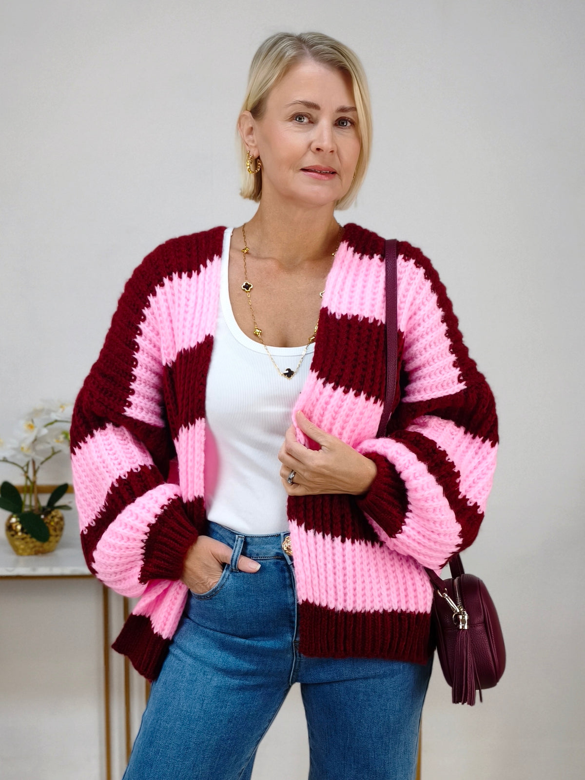 Warme Strickjacke gestreift (38-44)