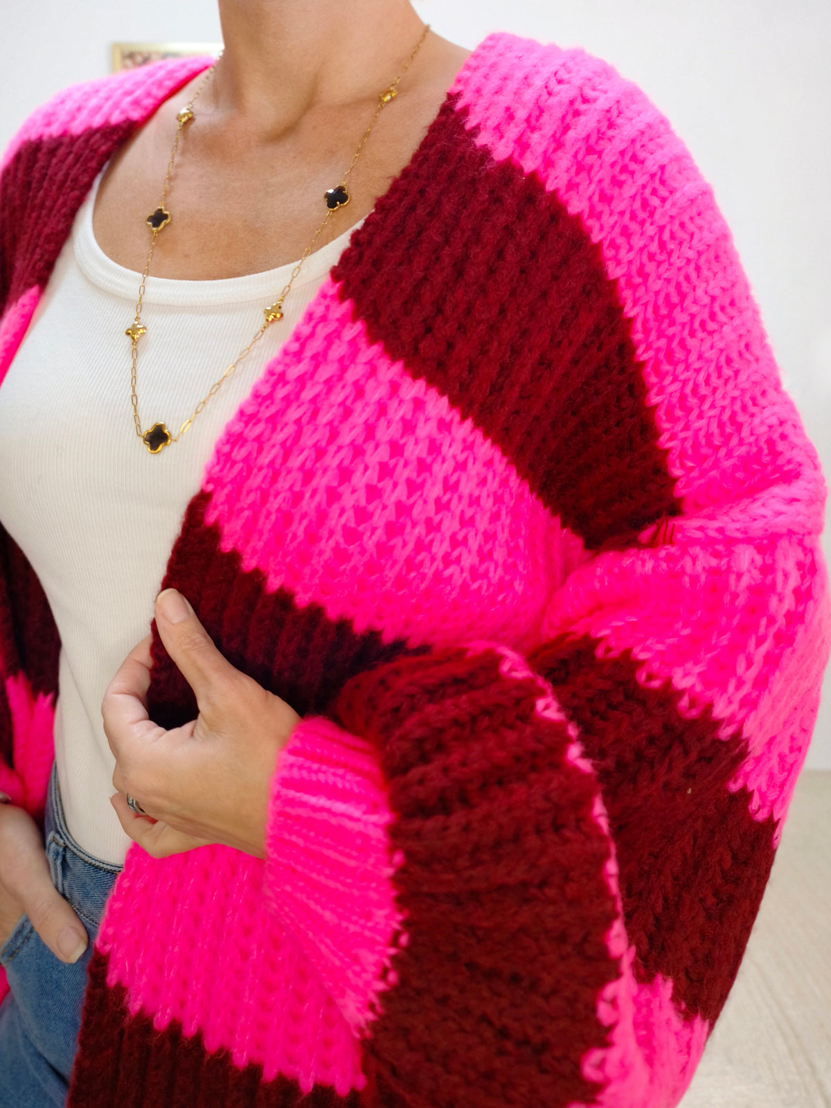 Warme Strickjacke gestreift (38-44)