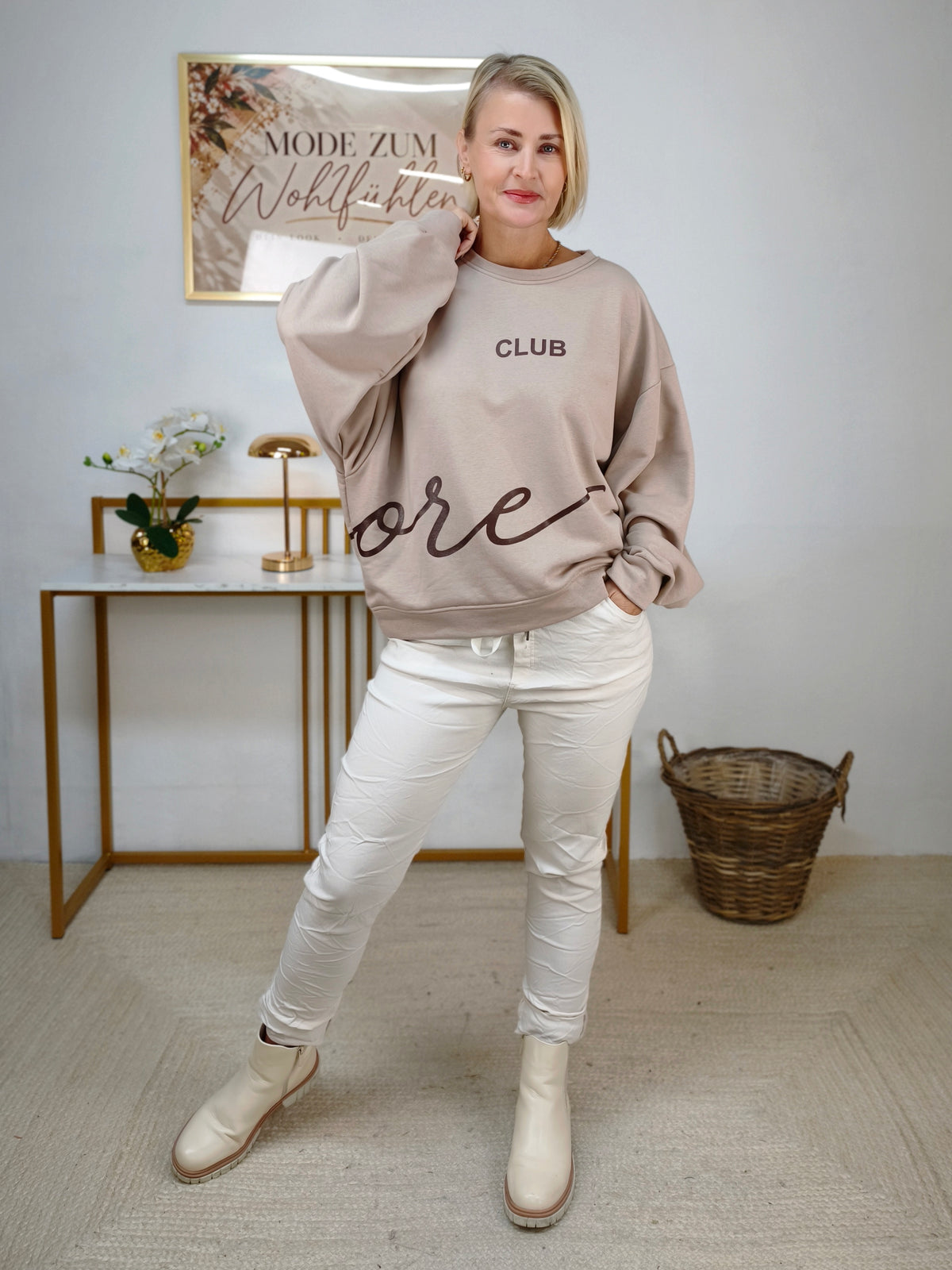 Sweatshirt "Club" Beige (38-42)